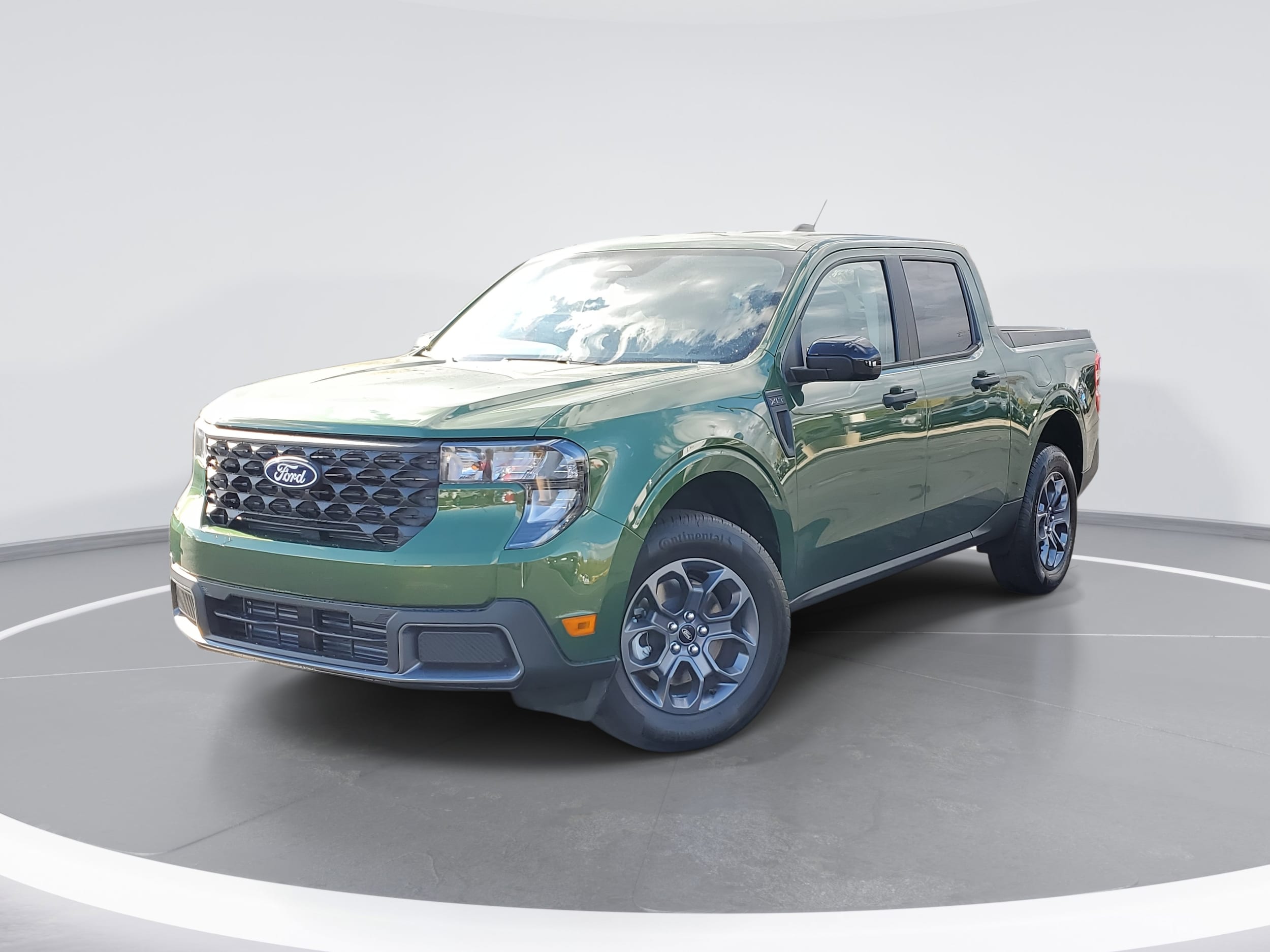 2025 Ford Maverick XLT's photo