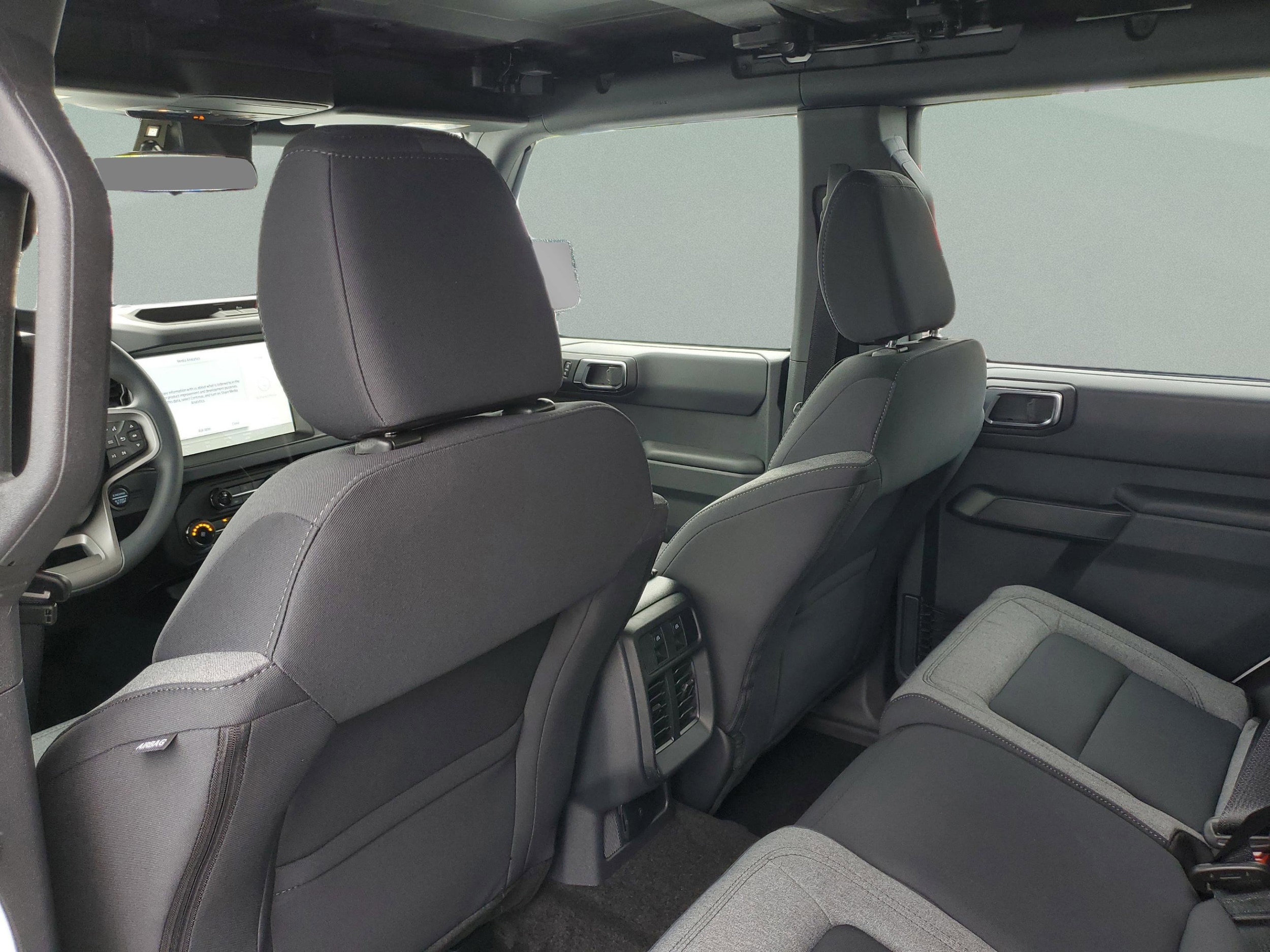 2025 Ford Bronco 4-Door Base - Photo 13