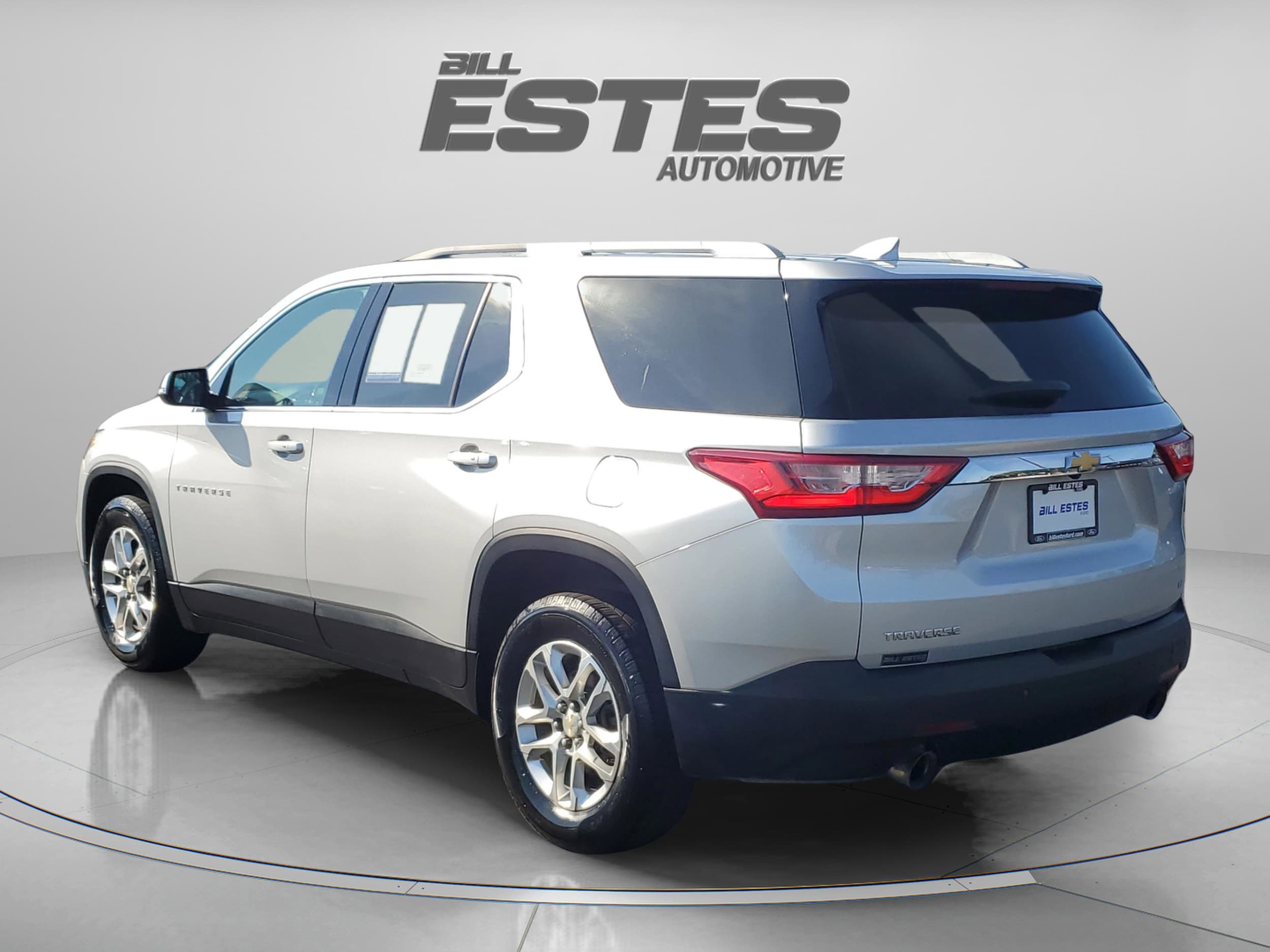 Used 2018 Chevrolet Traverse 1LT with VIN 1GNERGKW8JJ108147 for sale in Brownsburg, IN