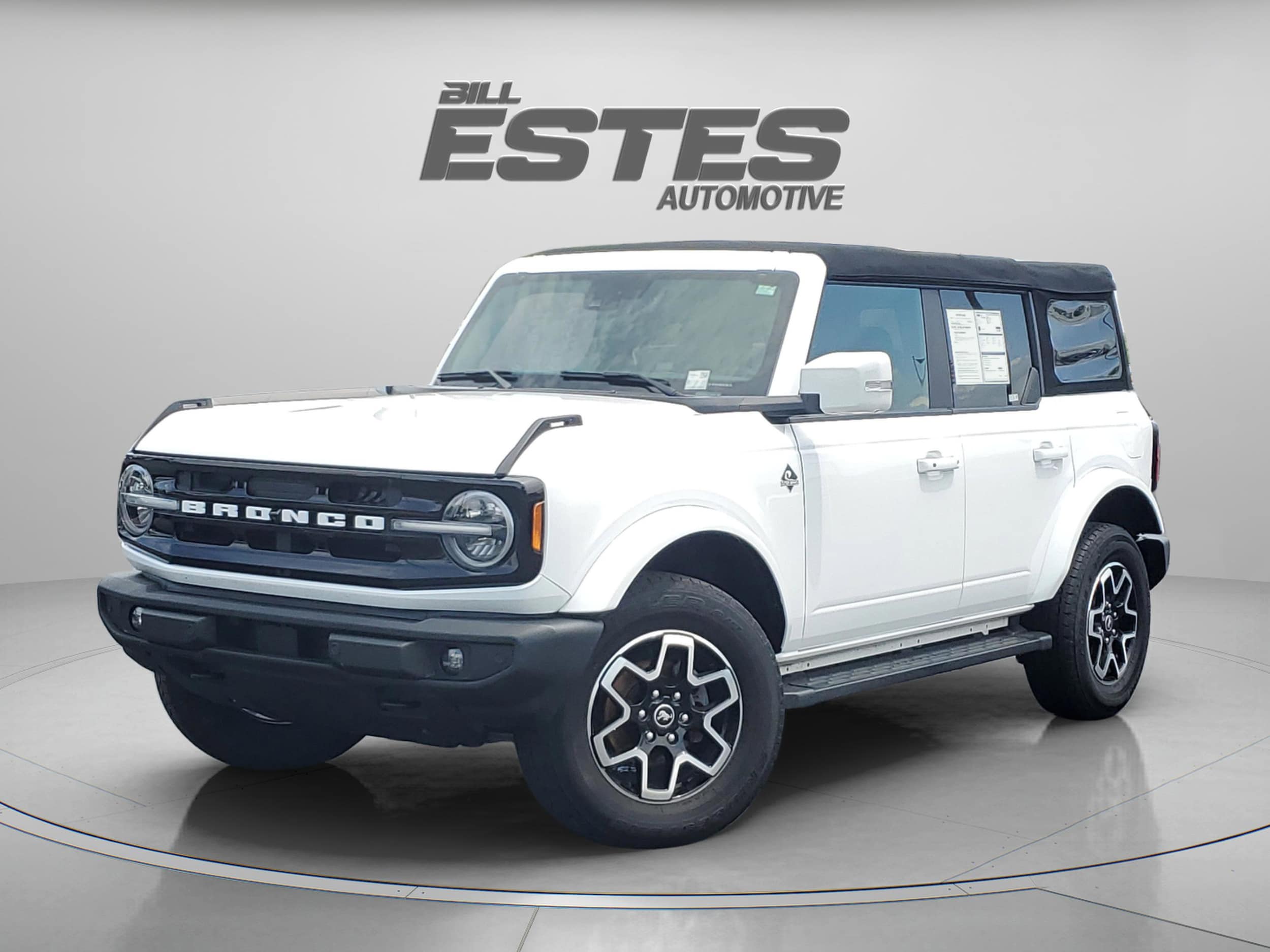 2023 Ford Bronco Outer Banks 4x4's photo