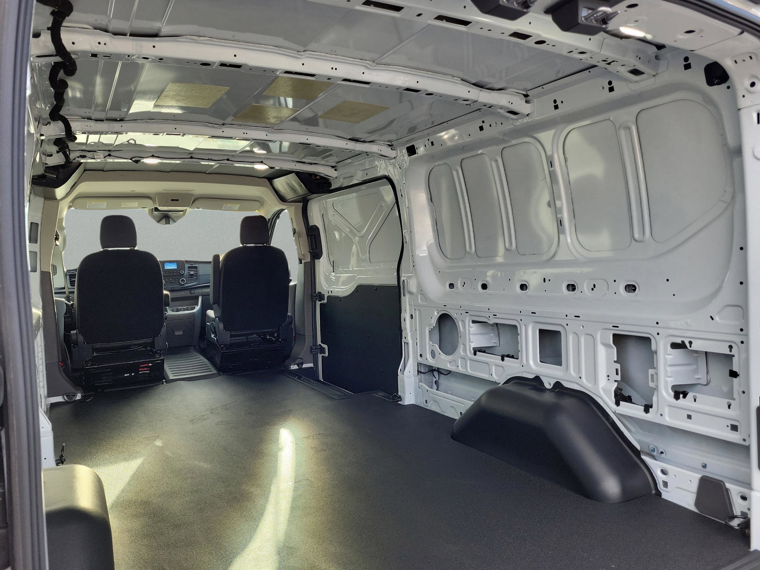 2024 Ford Transit Van Base - Photo 9