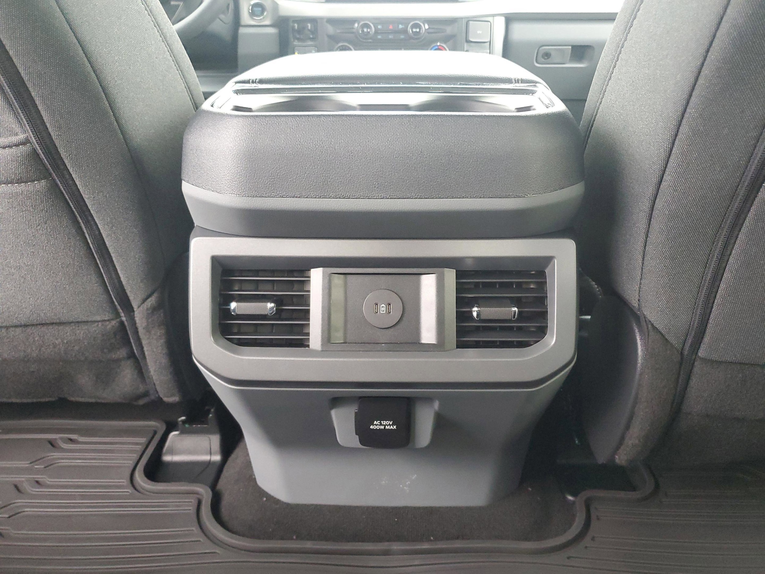 2026 Ford F-250 Super Duty XLT - Photo 8