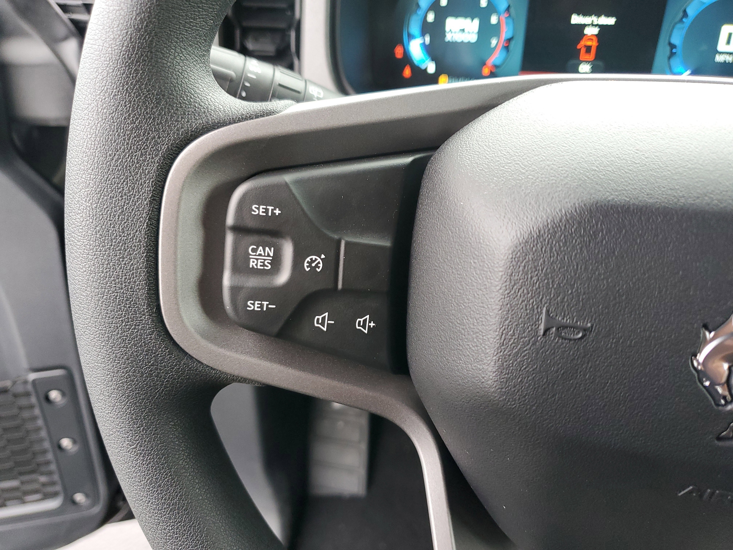 2025 Ford Bronco 4-Door Base - Photo 18