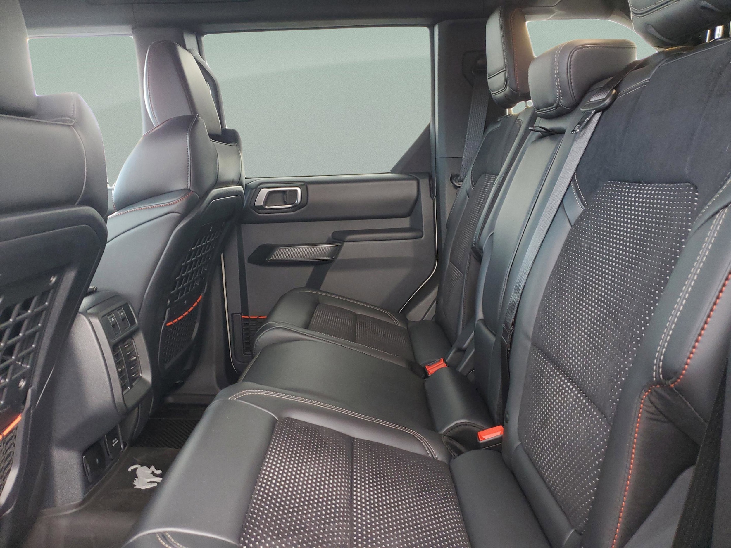 2025 Ford Bronco 4-Door Raptor - Photo 6