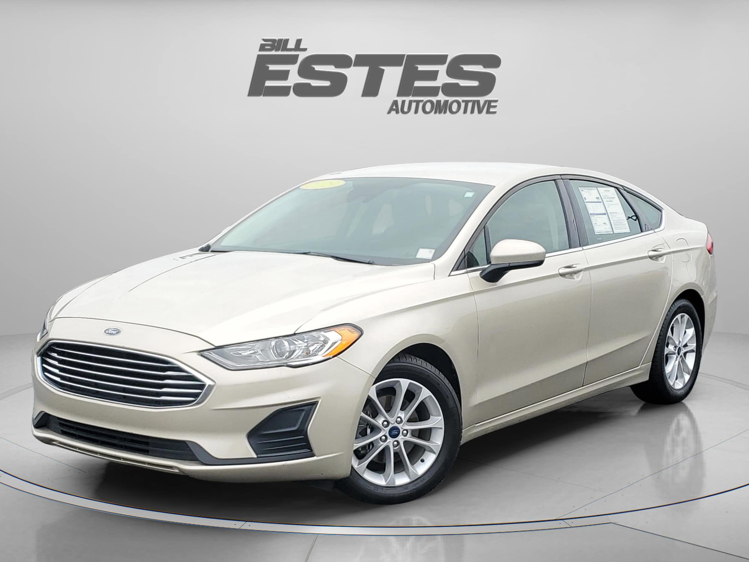 2019 Ford Fusion SE FWD's photo