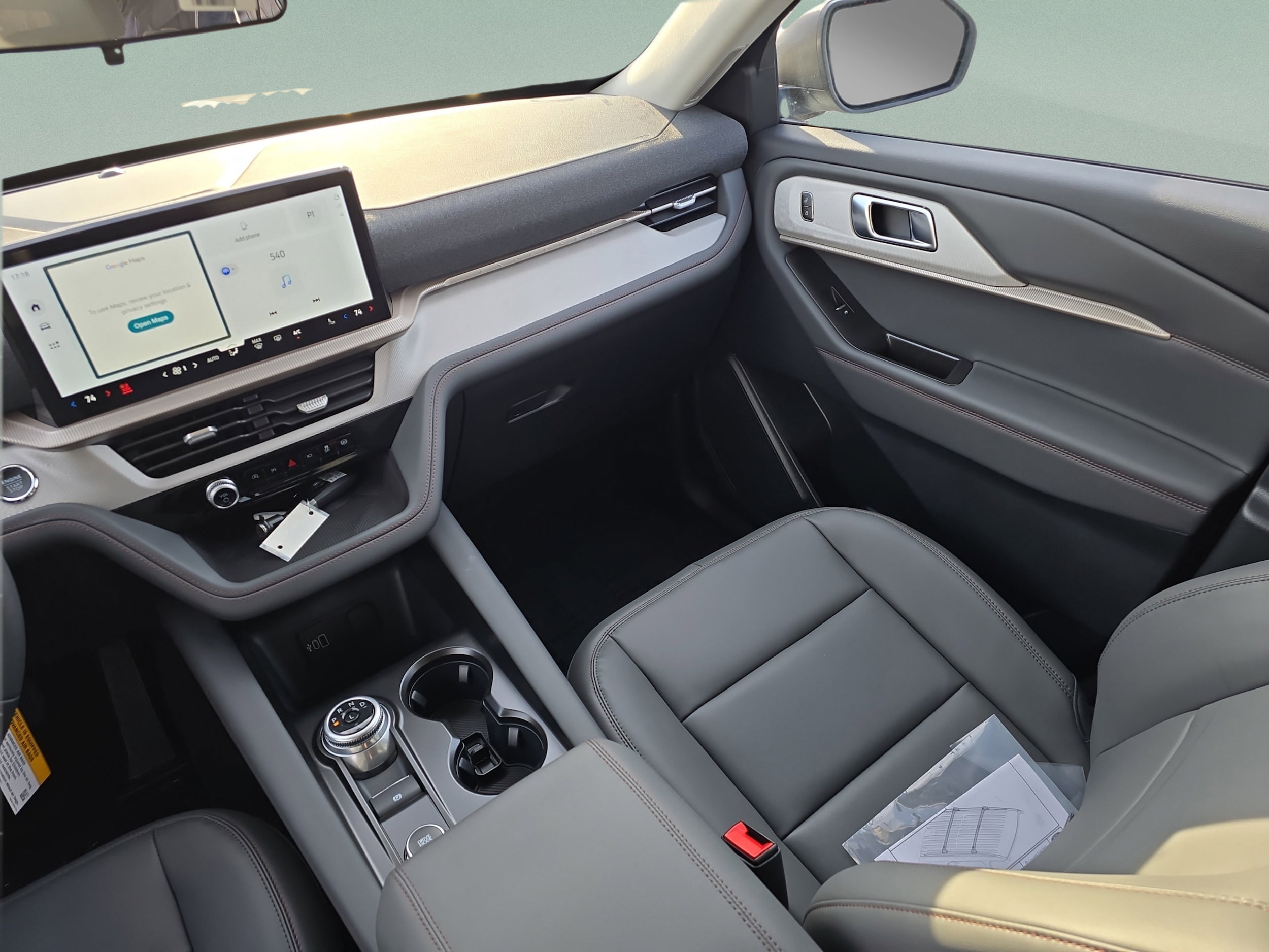 2026 Ford Explorer Active - Photo 13