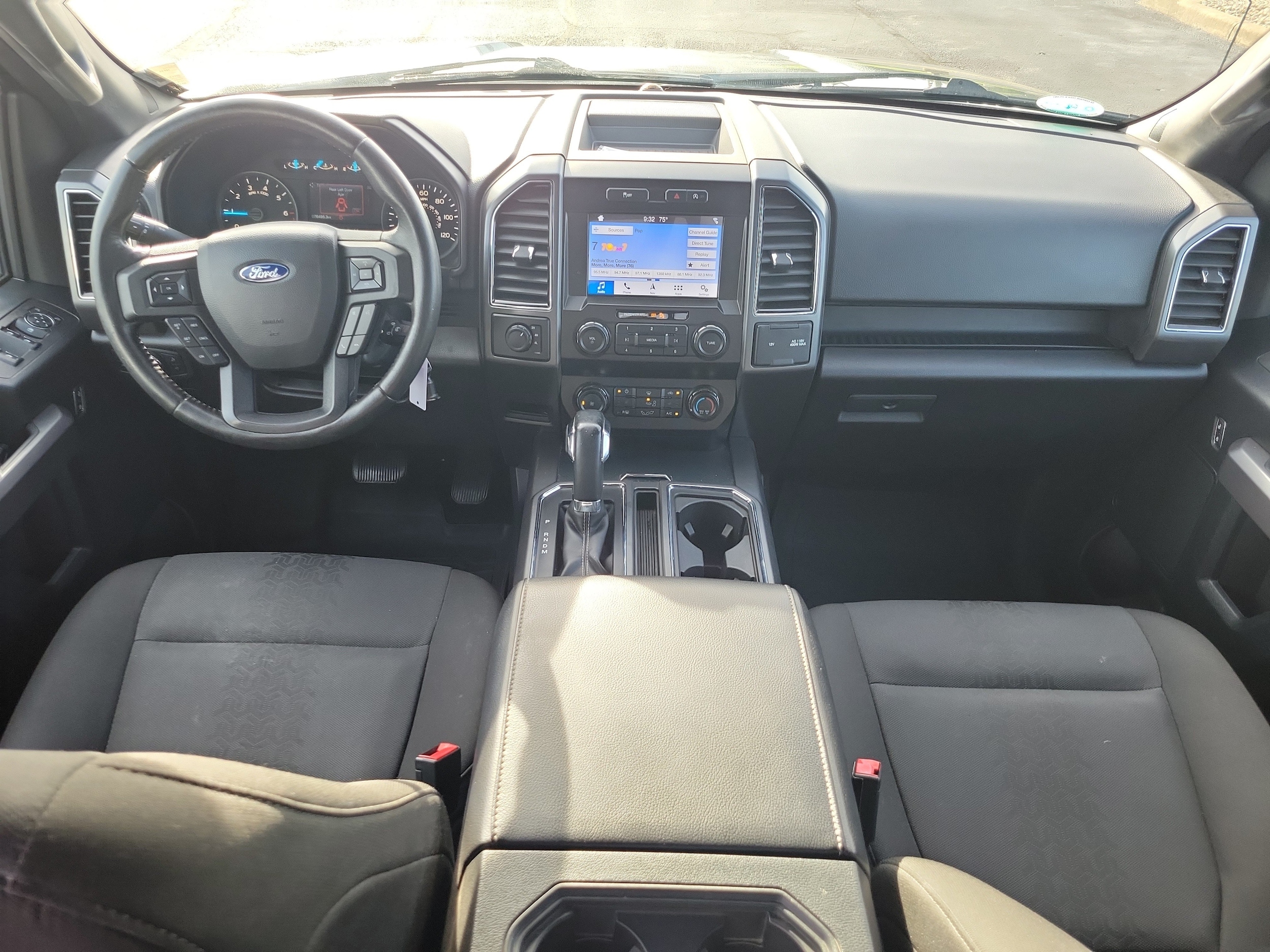 Photo 16