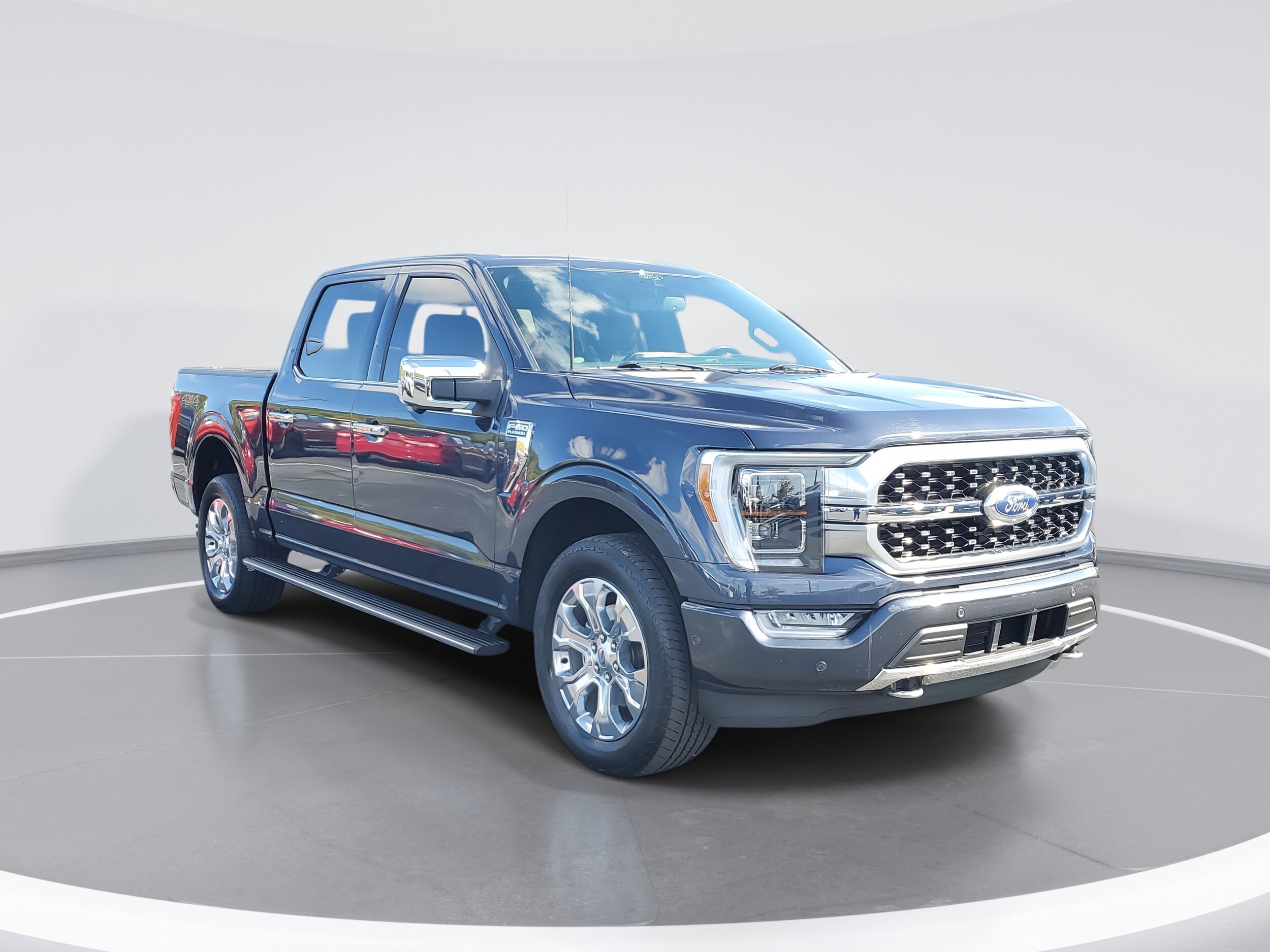 2022 Ford F-150 Platinum photo 3