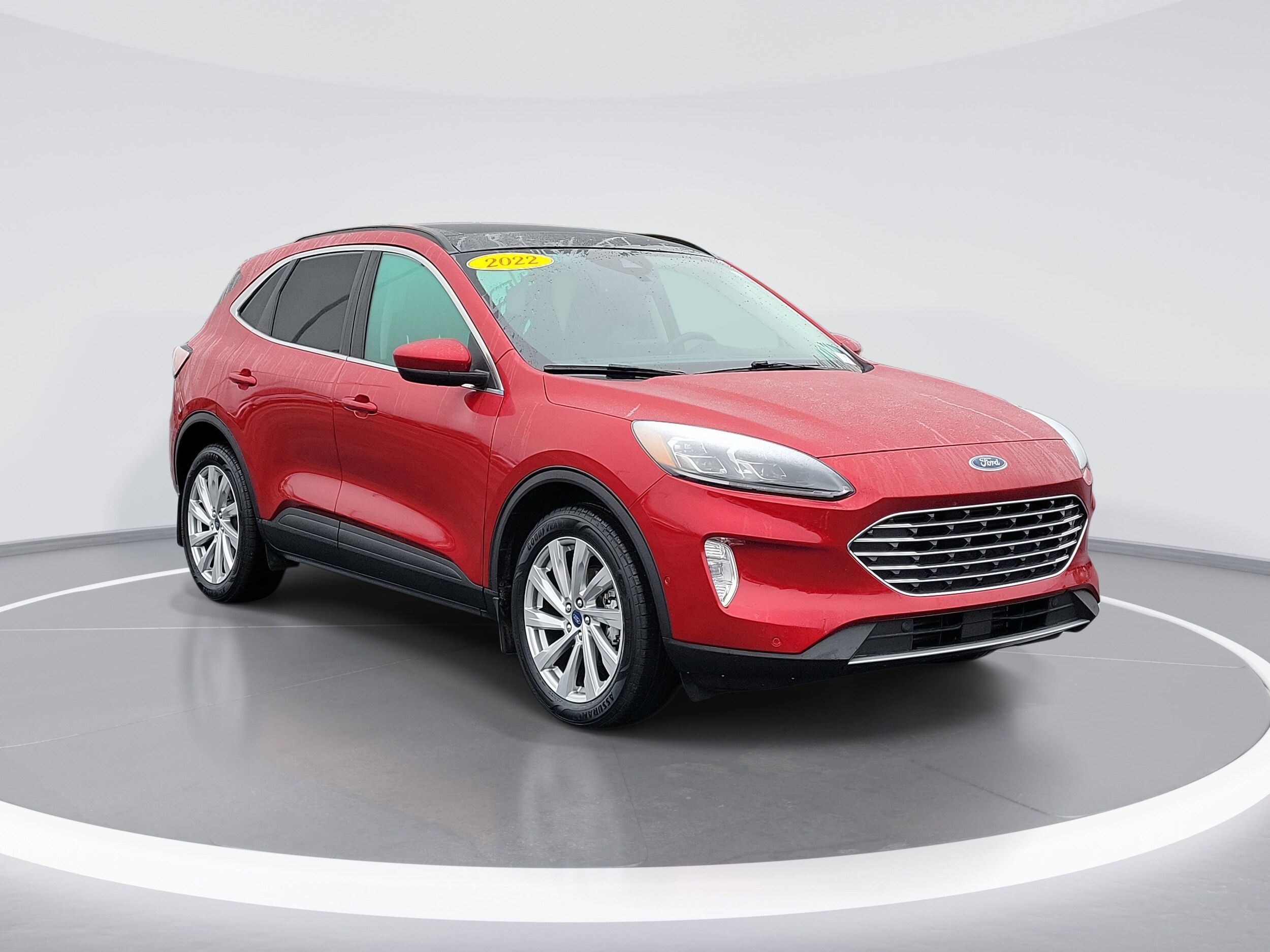 2022 Ford Escape Titanium photo 3