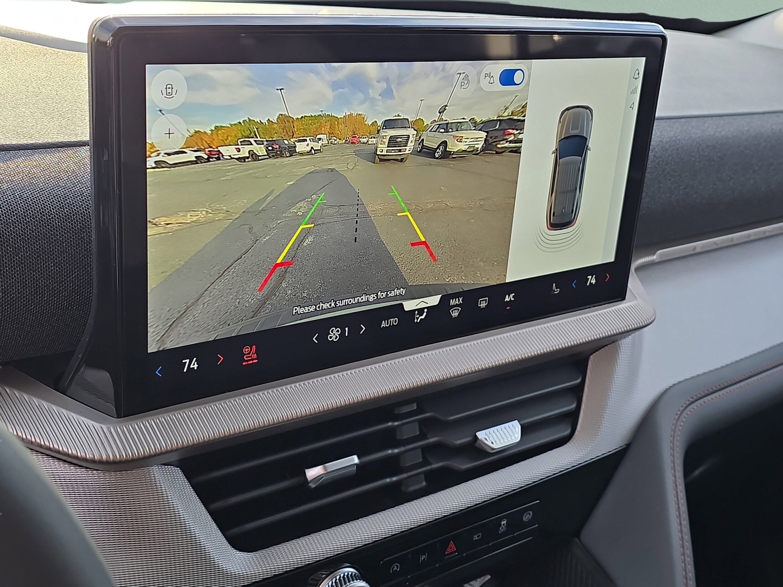 2026 Ford Explorer Active - Photo 25
