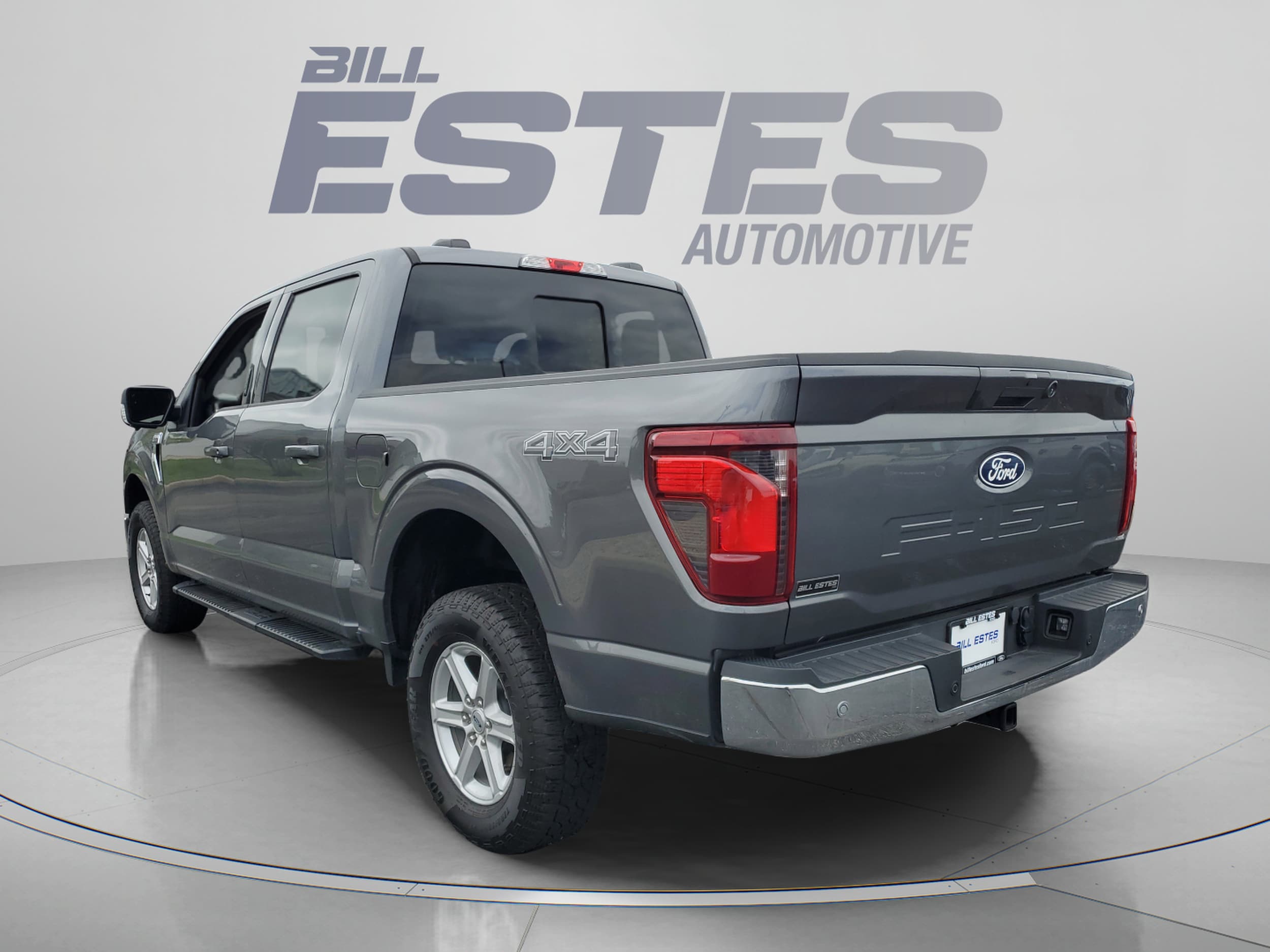 2026 Ford F-150 XLT - Photo 2