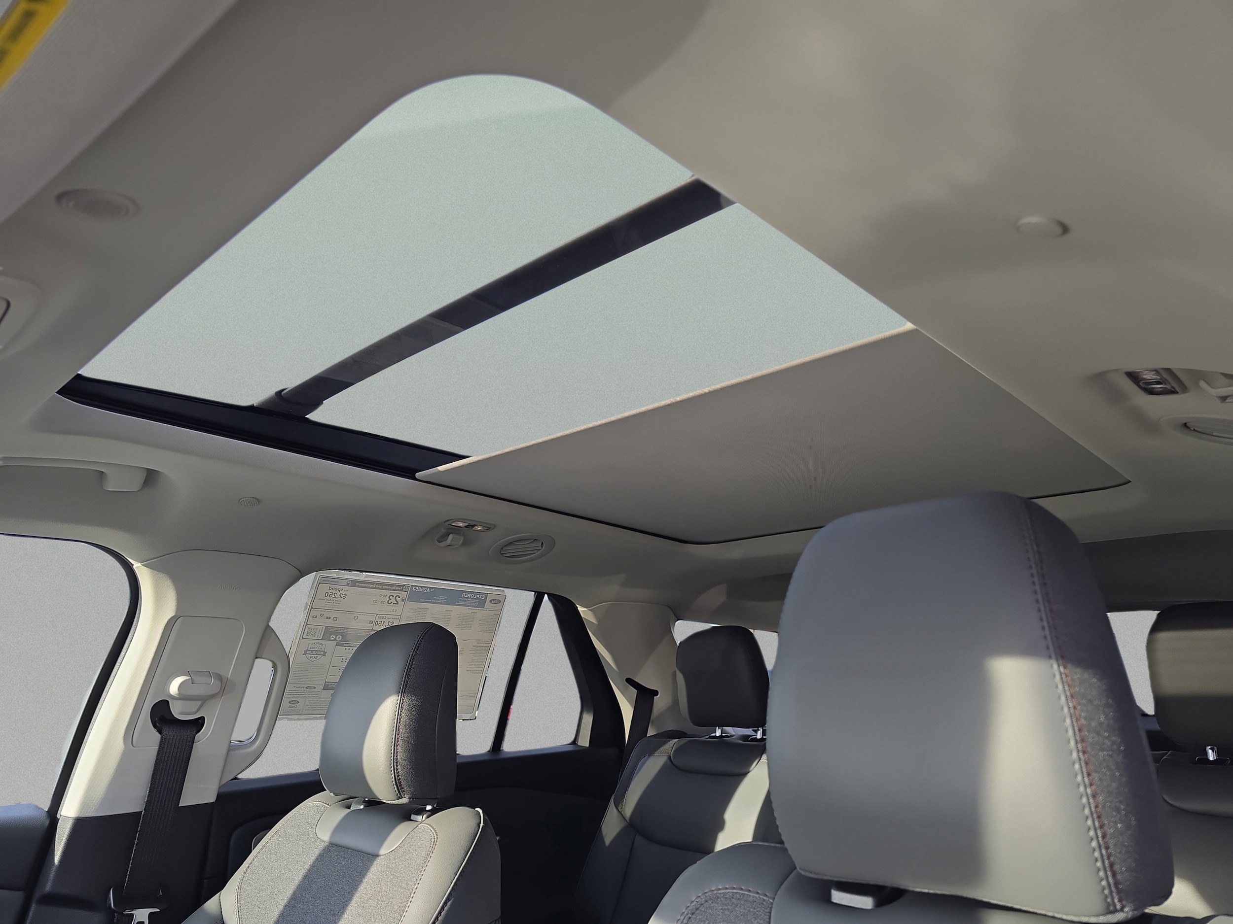 2026 Ford Explorer Active - Photo 17