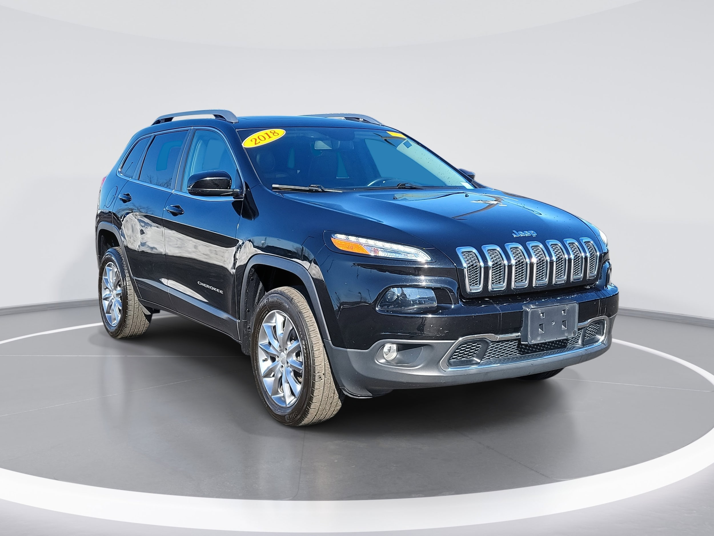 Used 2018 Jeep Cherokee Limited with VIN 1C4PJMDB0JD559573 for sale in Brownsburg, IN
