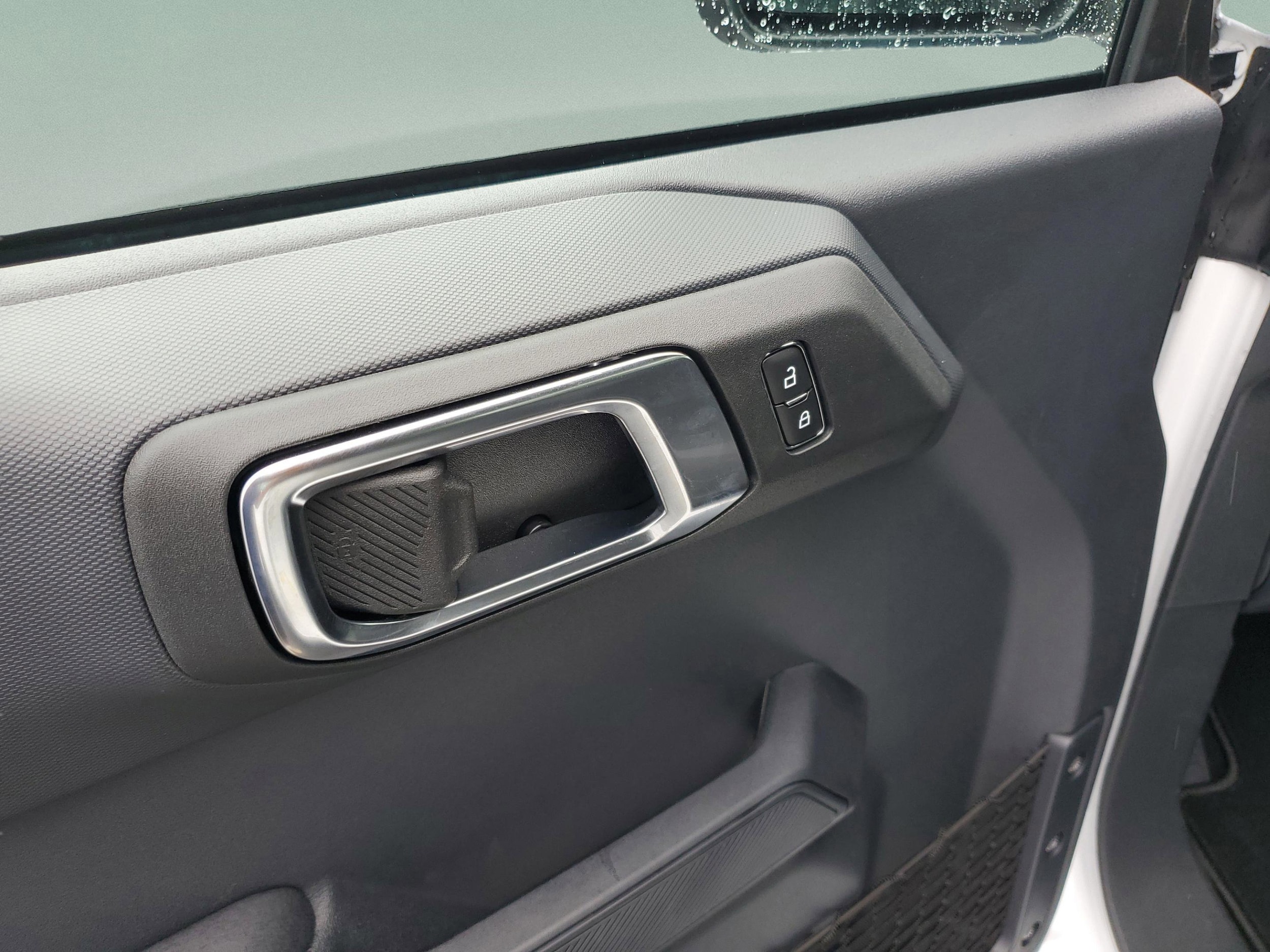 2025 Ford Bronco 4-Door Base - Photo 18