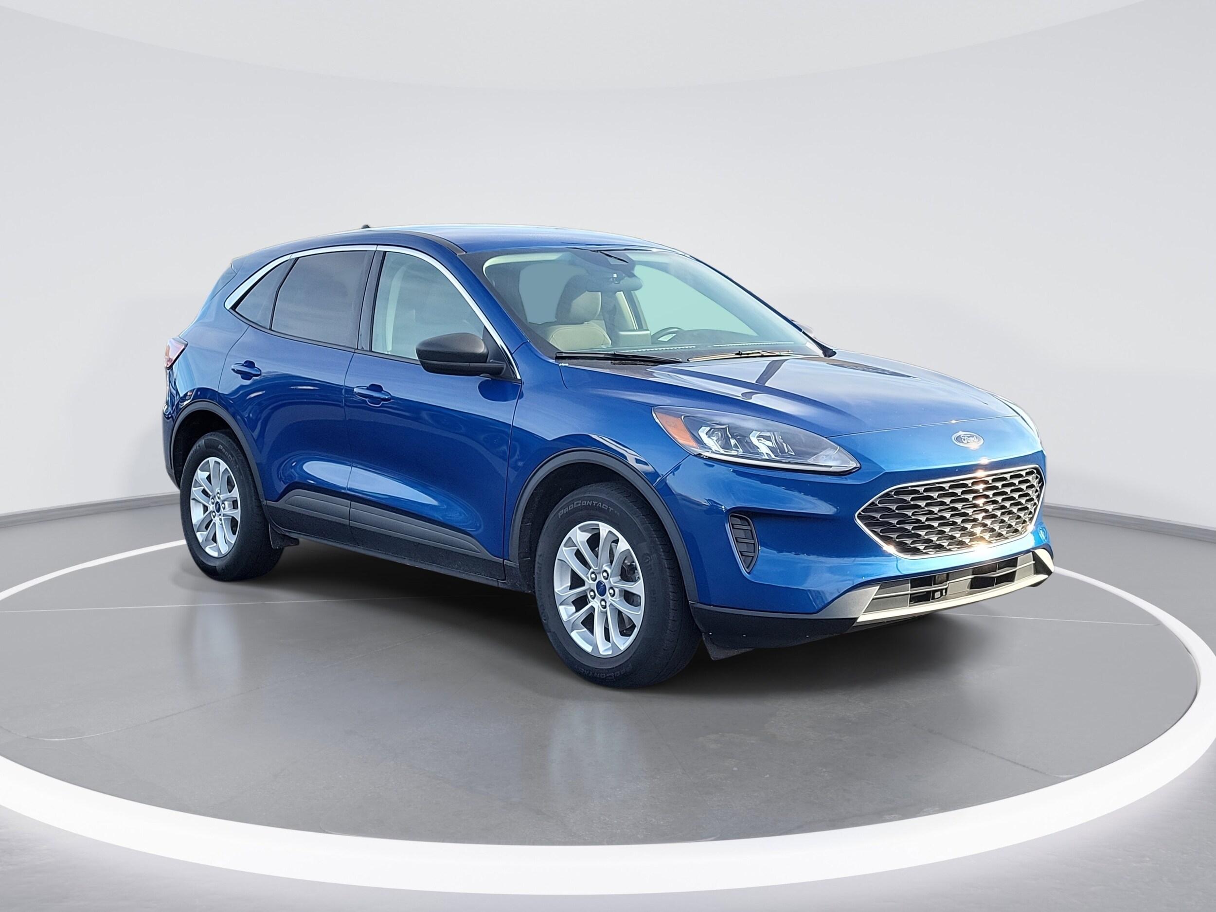 2022 Ford Escape SE photo 3