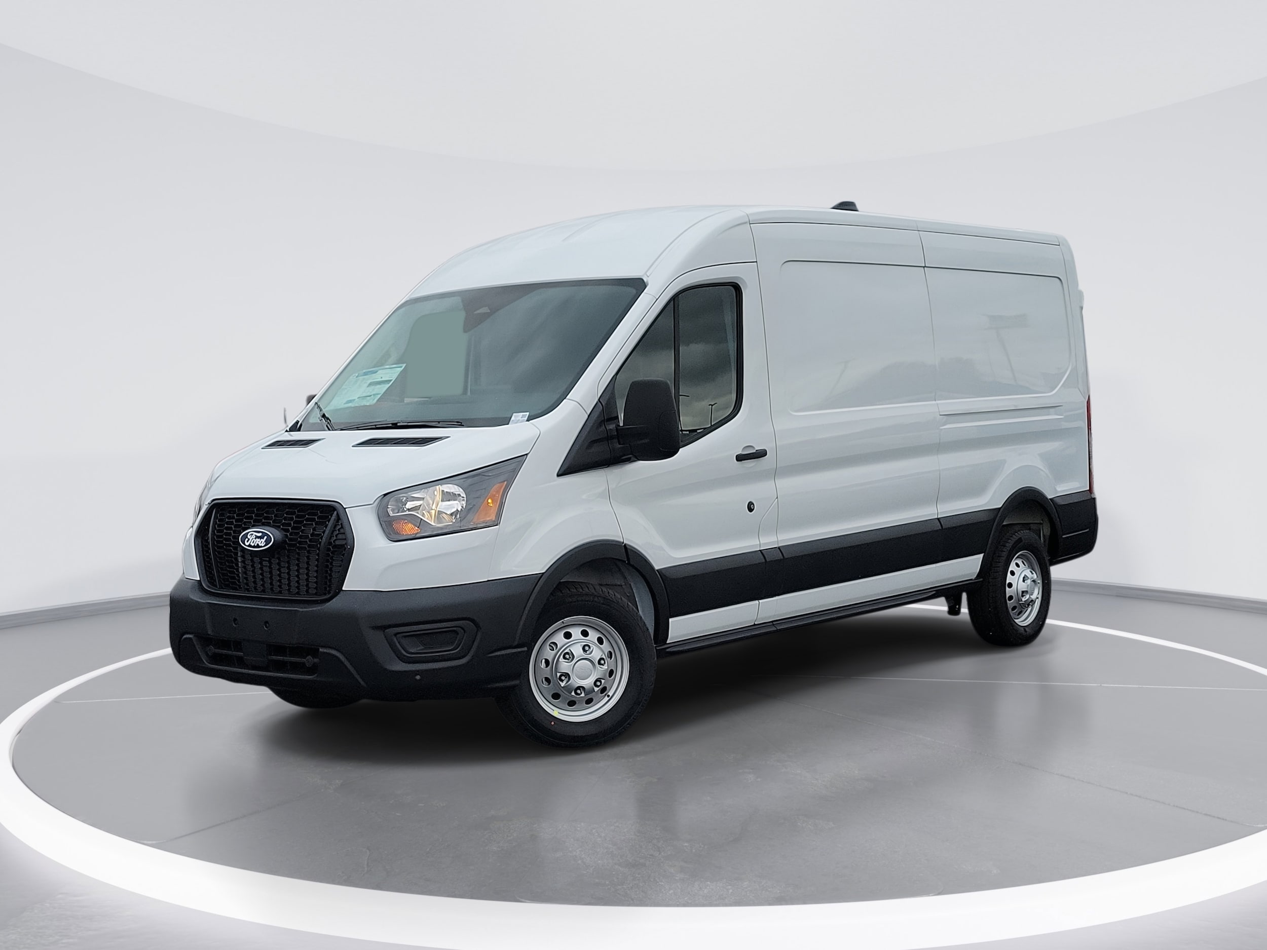 2026 Ford Transit Van Base's photo