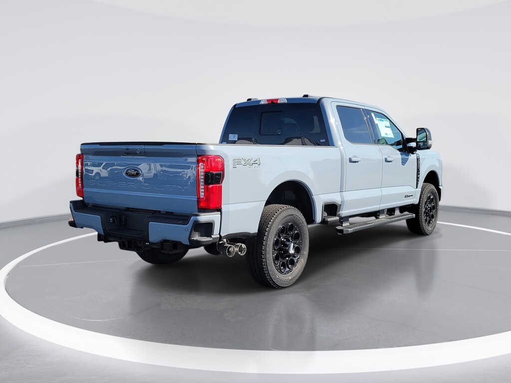 New 2025 Ford Super Duty F-250 SRW LARIAT Truck Crew Cab