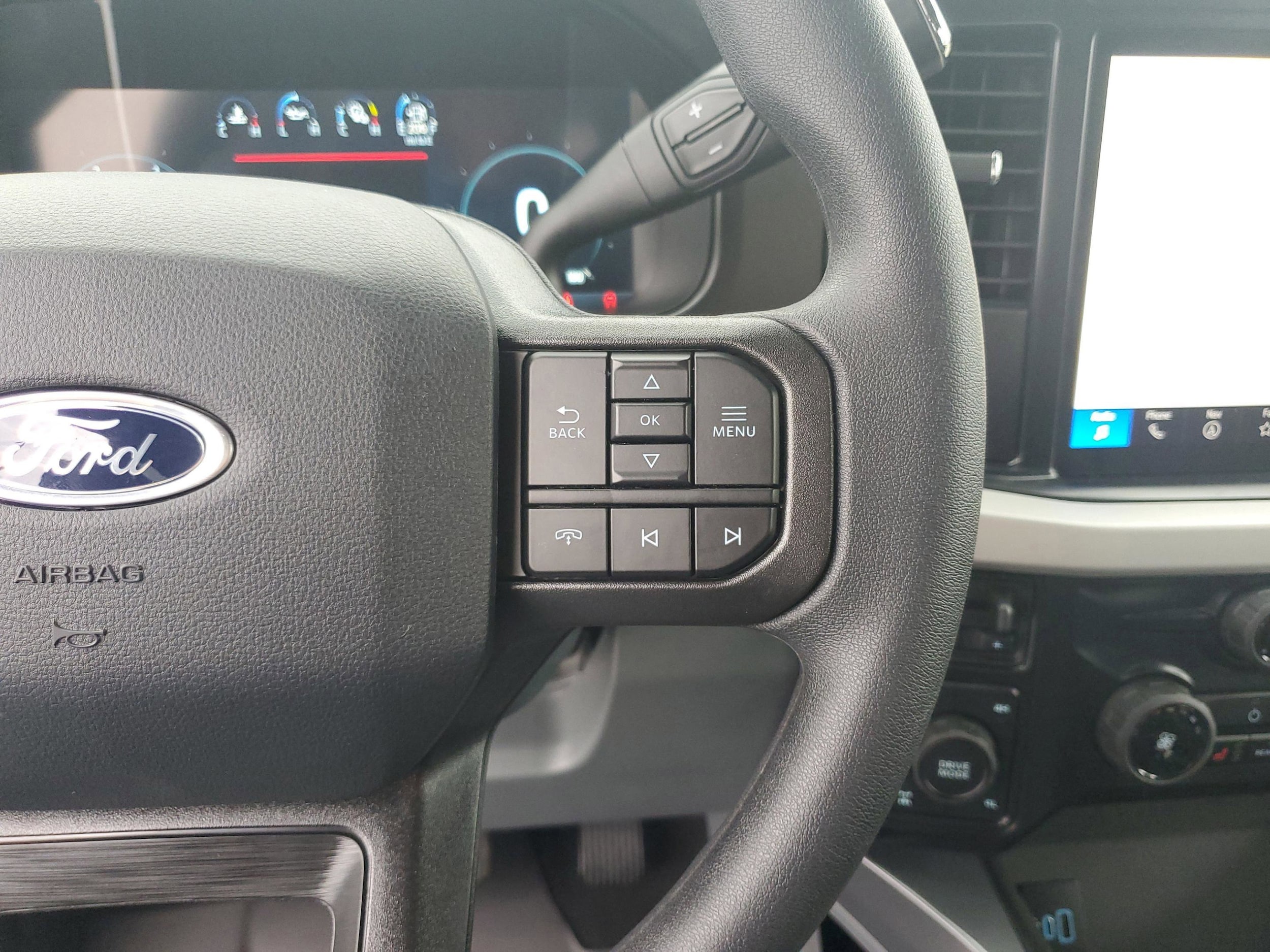 2026 Ford F-250 Super Duty XLT - Photo 17