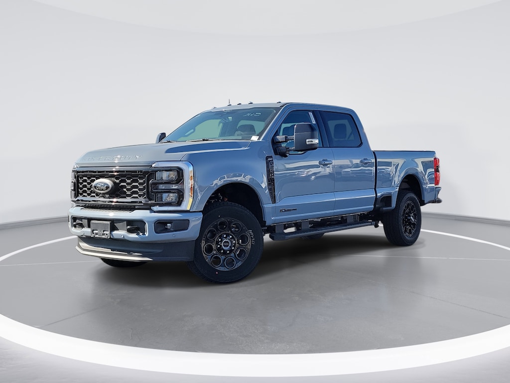 New 2025 Ford Super Duty F-250 SRW LARIAT Truck Crew Cab