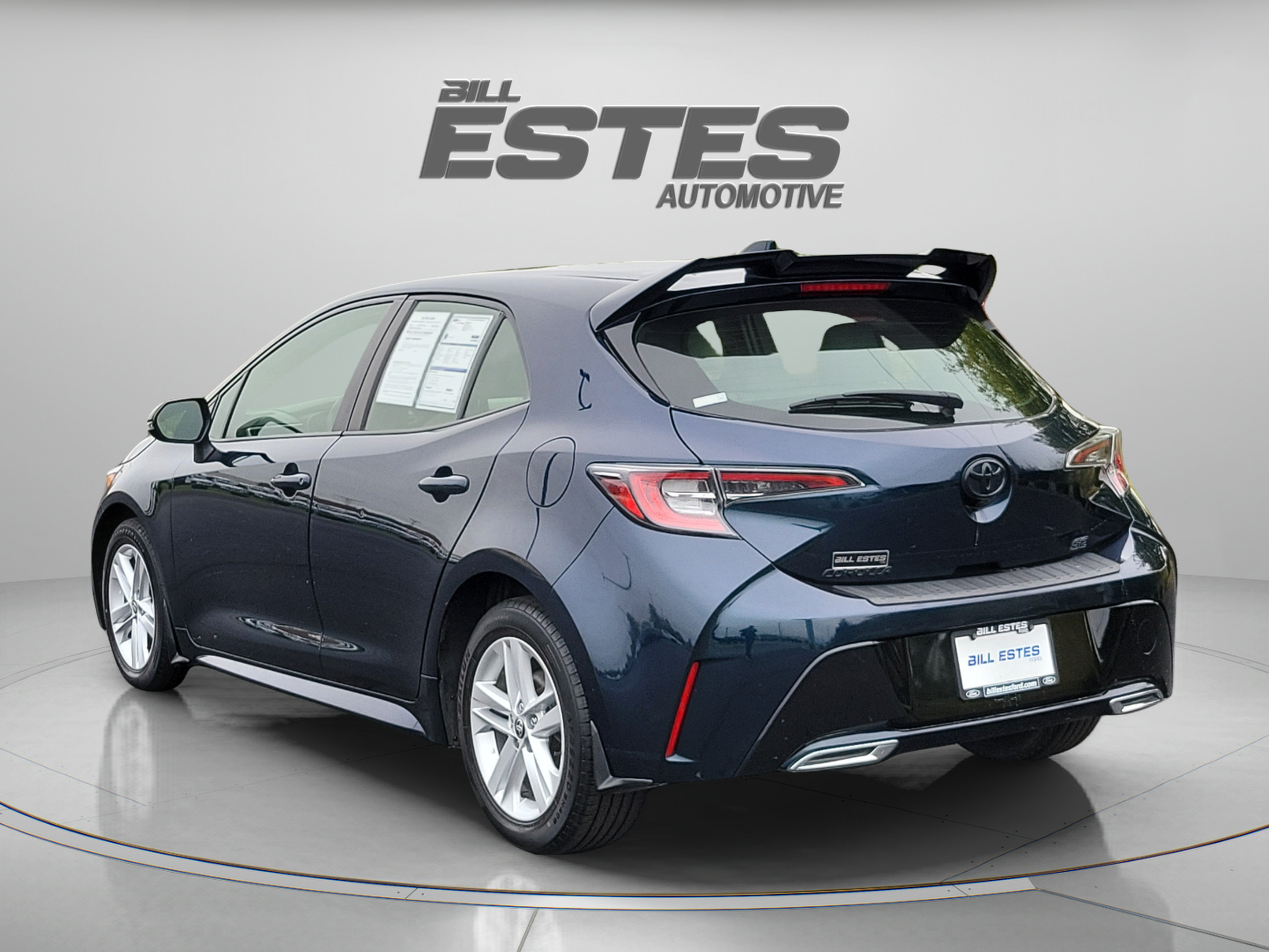 Certified 2022 Toyota Corolla Hatchback SE with VIN JTND4MBE5N3174069 for sale in Brownsburg, IN