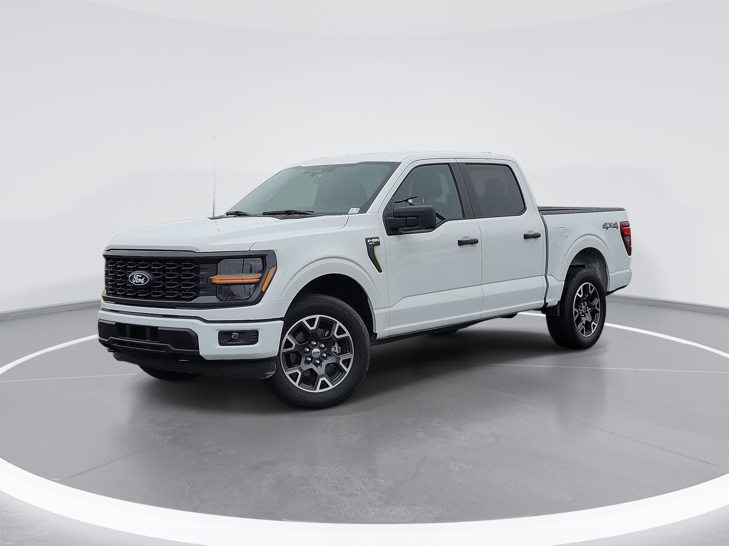 2025 Ford F-150 STX's photo