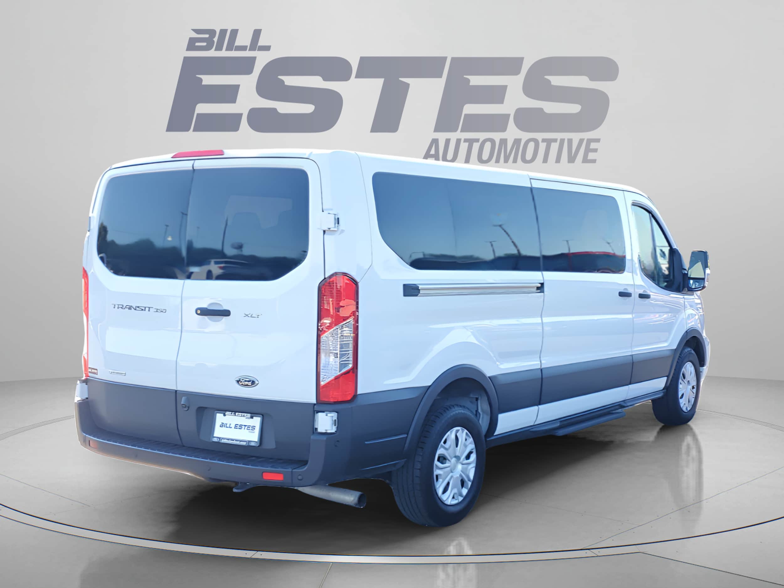 2023 Ford Transit Passenger Van XLT - Photo 5
