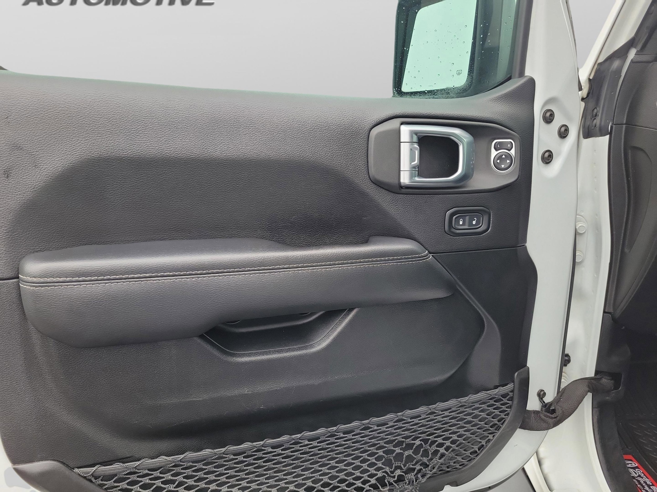 2022 Jeep Gladiator Overland - Photo 27