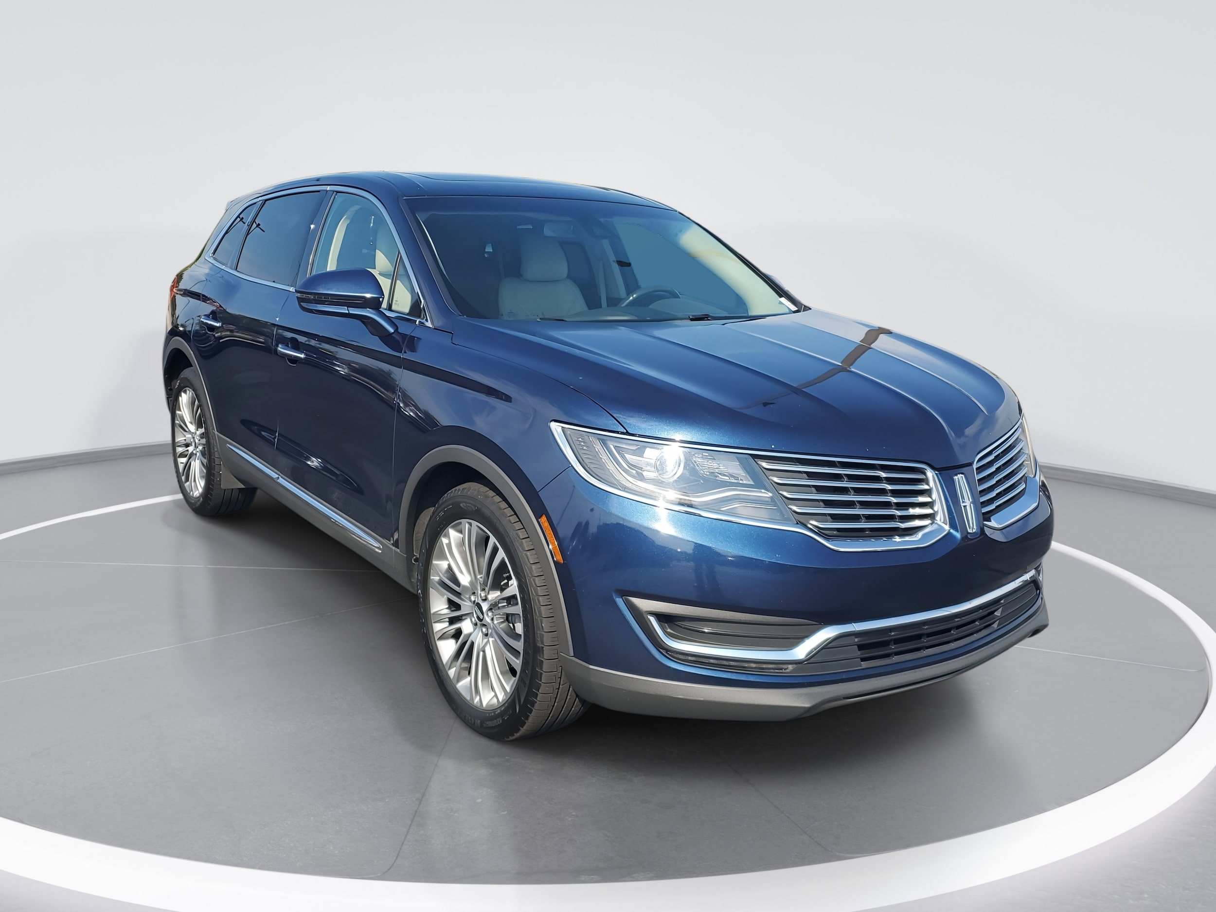 Used 2017 Lincoln MKX Reserve with VIN 2LMPJ8LR2HBL52706 for sale in Brownsburg, IN