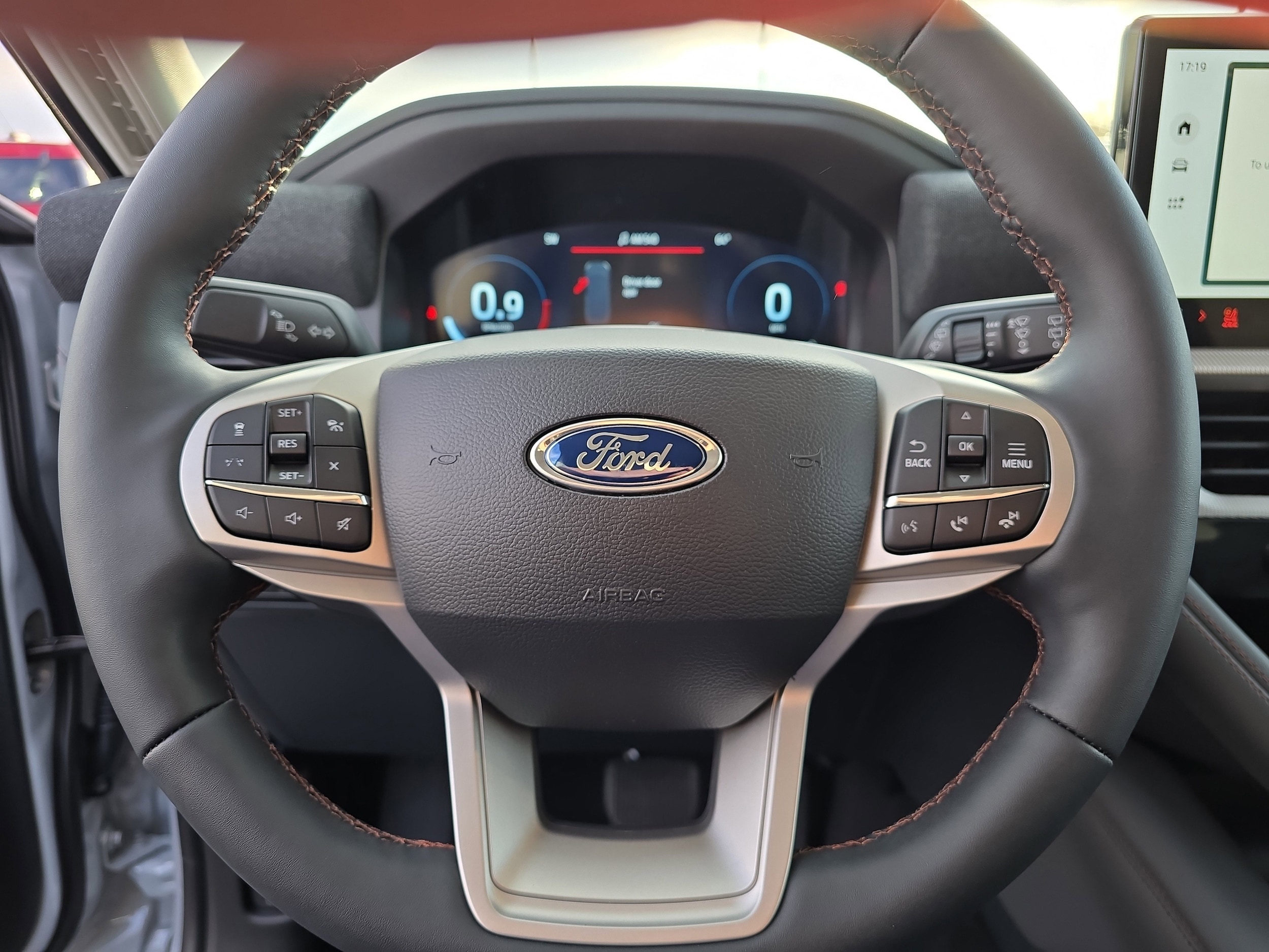 2026 Ford Explorer Active - Photo 20