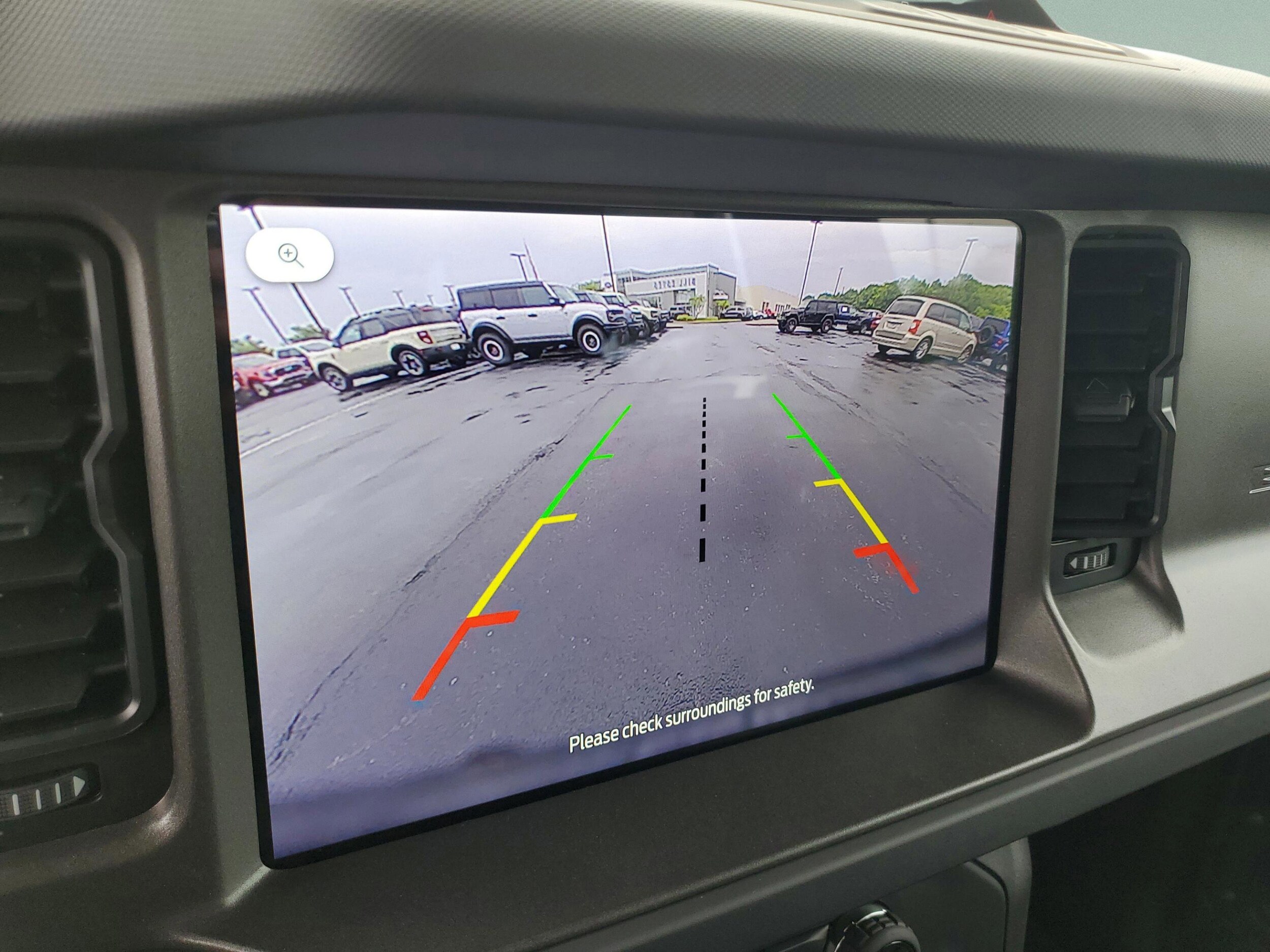 2025 Ford Bronco 4-Door Base - Photo 28