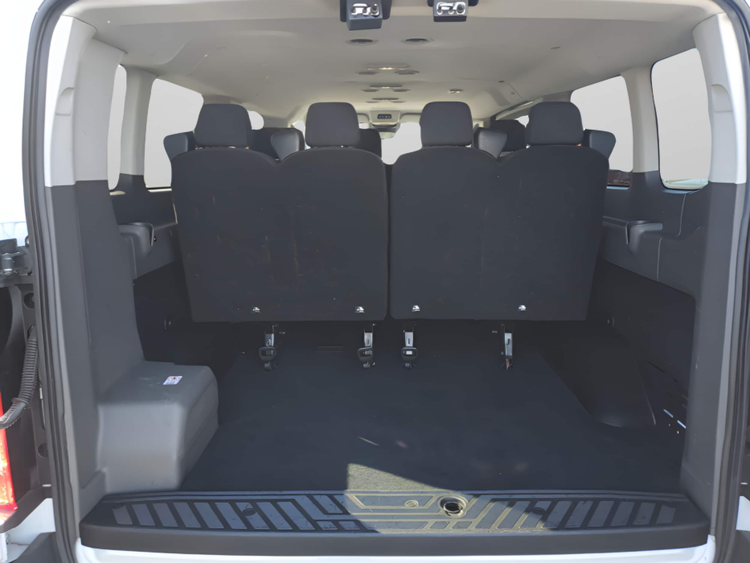 2023 Ford Transit Passenger Van XLT - Photo 14