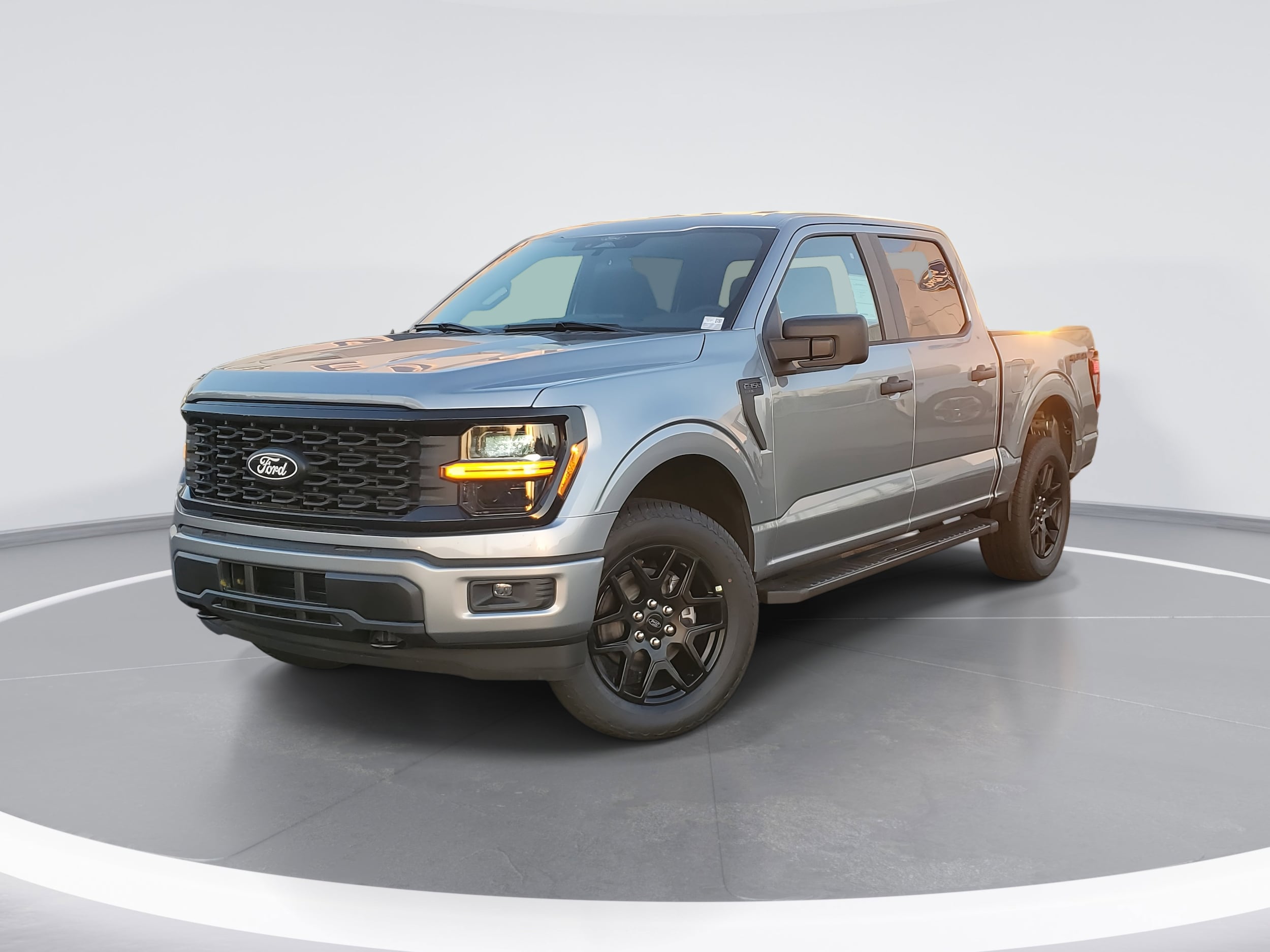 2025 Ford F-150 STX's photo