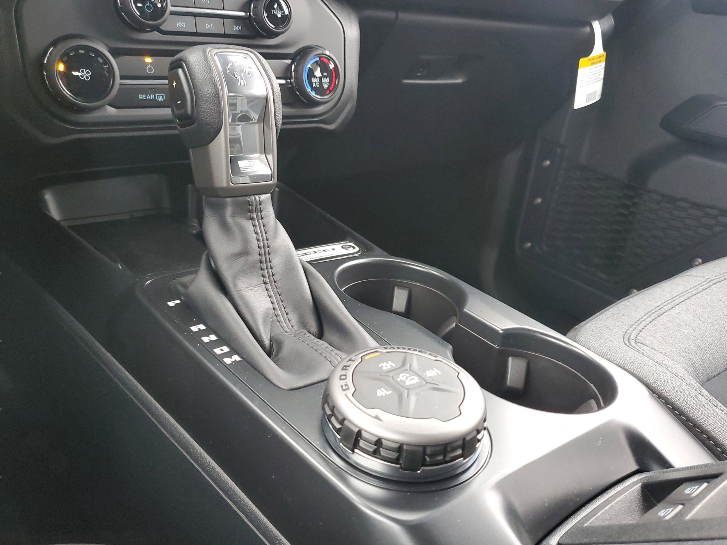 2025 Ford Bronco 4-Door Base - Photo 26