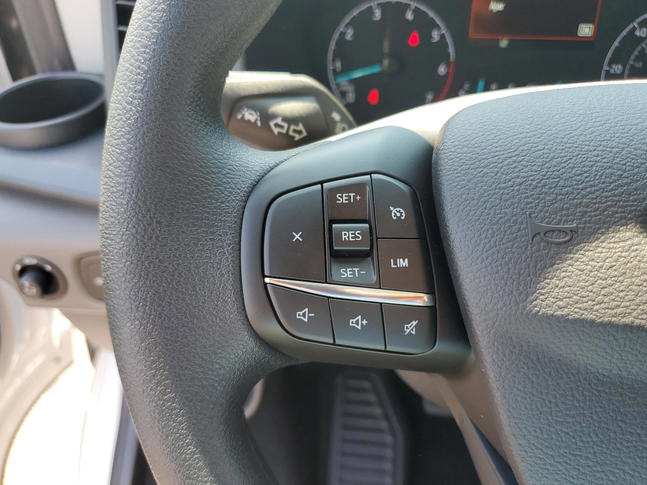 2025 Ford Transit Passenger Van XLT - Photo 16