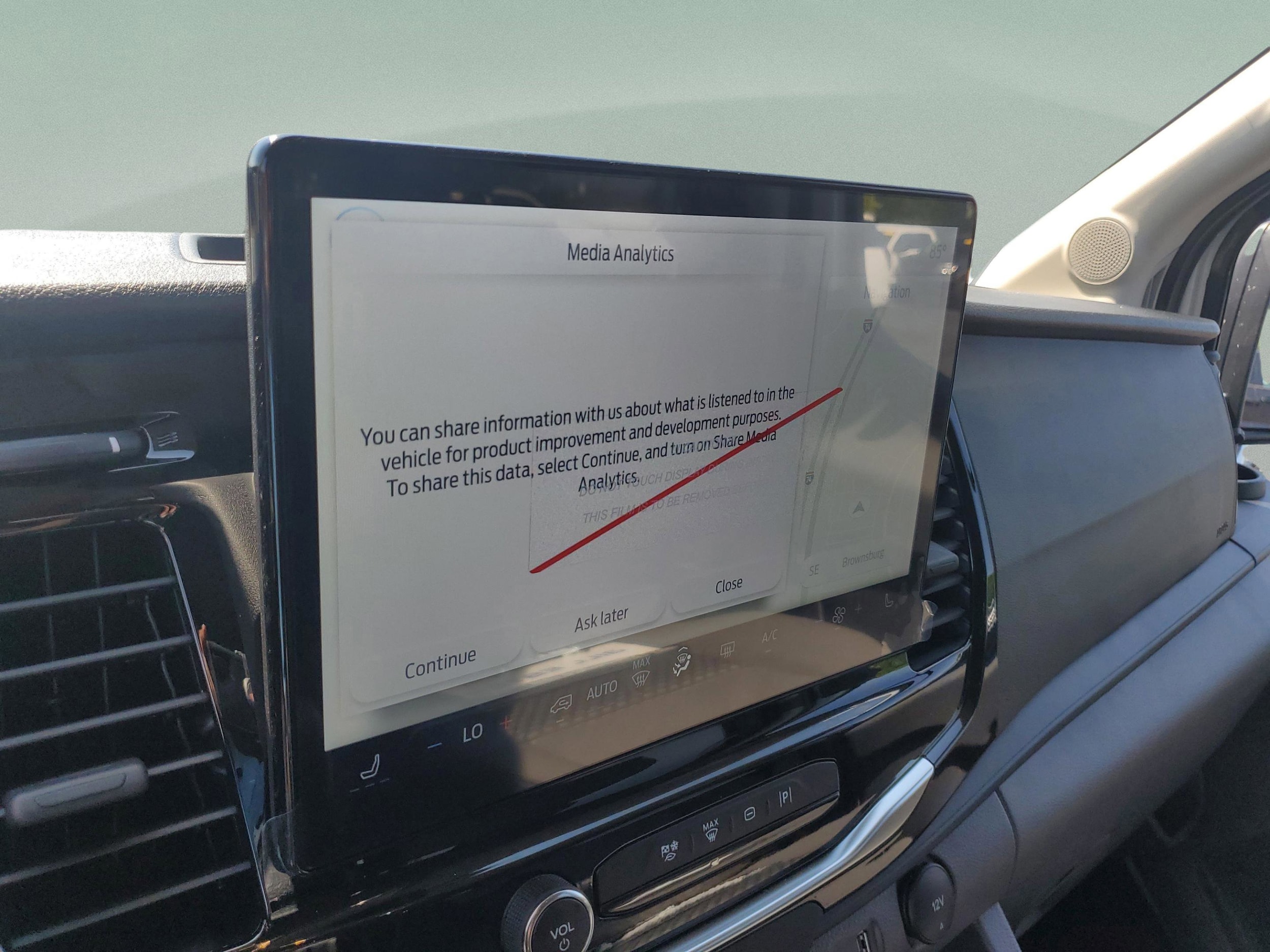 2025 Ford Transit Passenger Van XLT - Photo 19