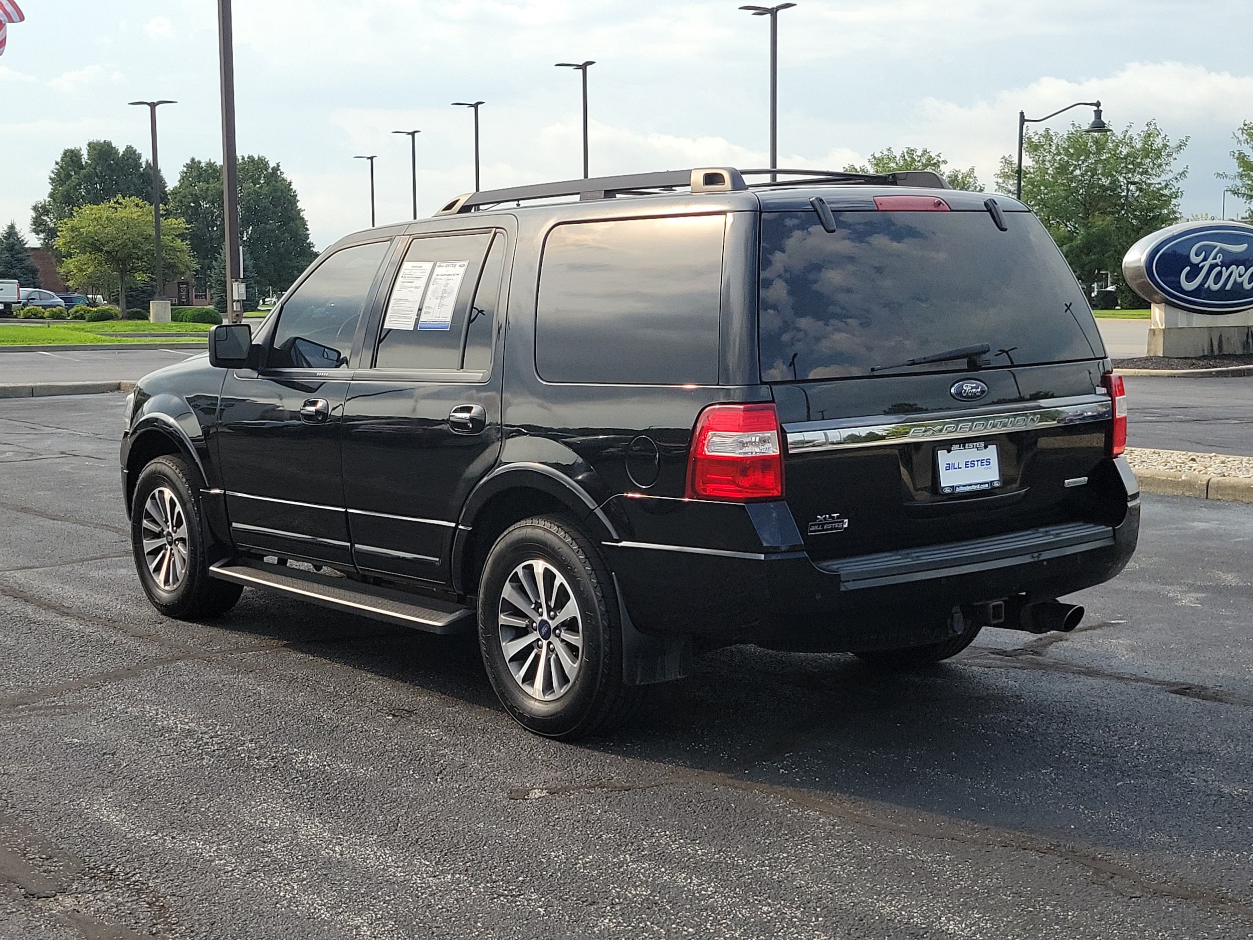Used 2017 Ford Expedition XLT with VIN 1FMJU1JT0HEA54979 for sale in Brownsburg, IN