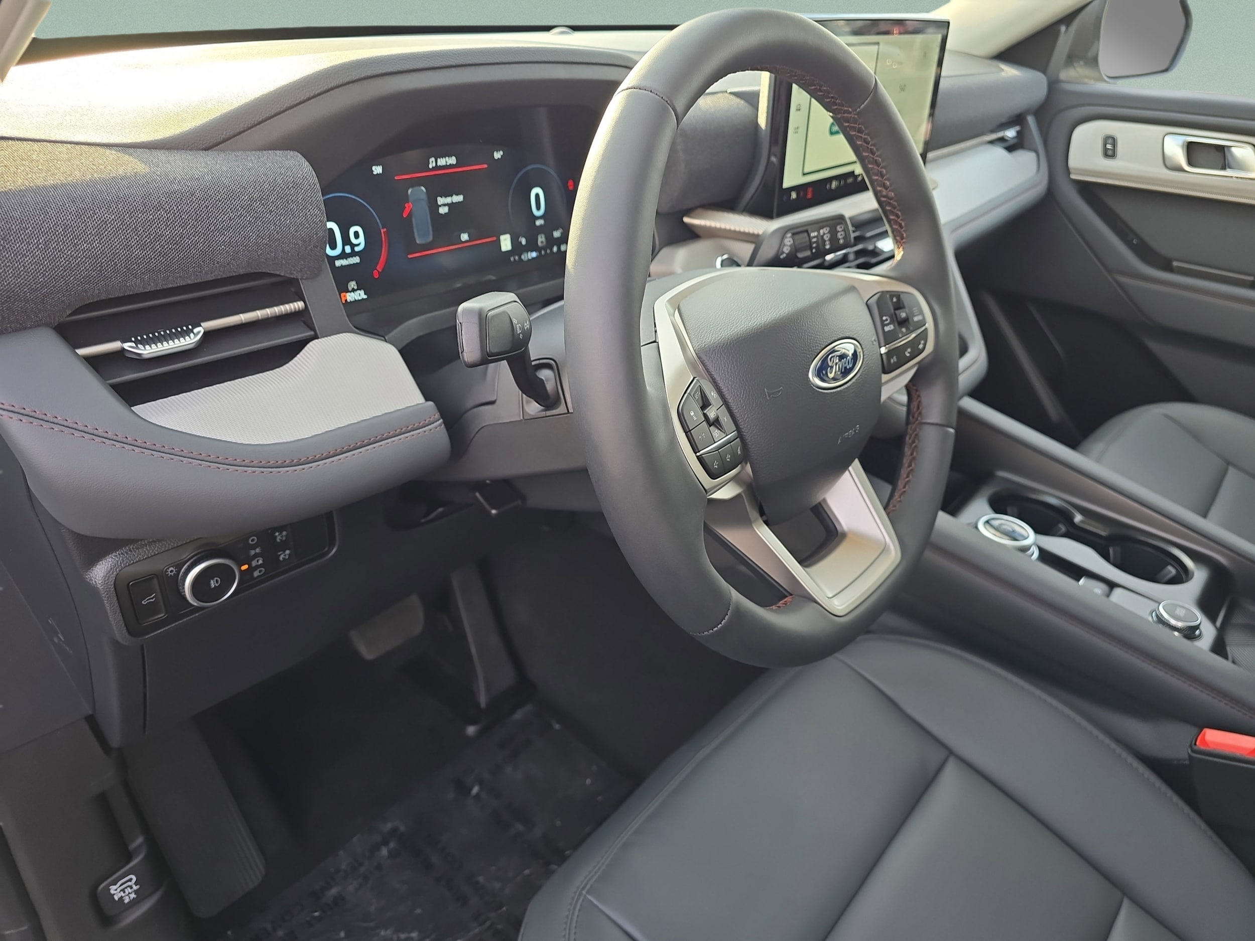 2026 Ford Explorer Active - Photo 18