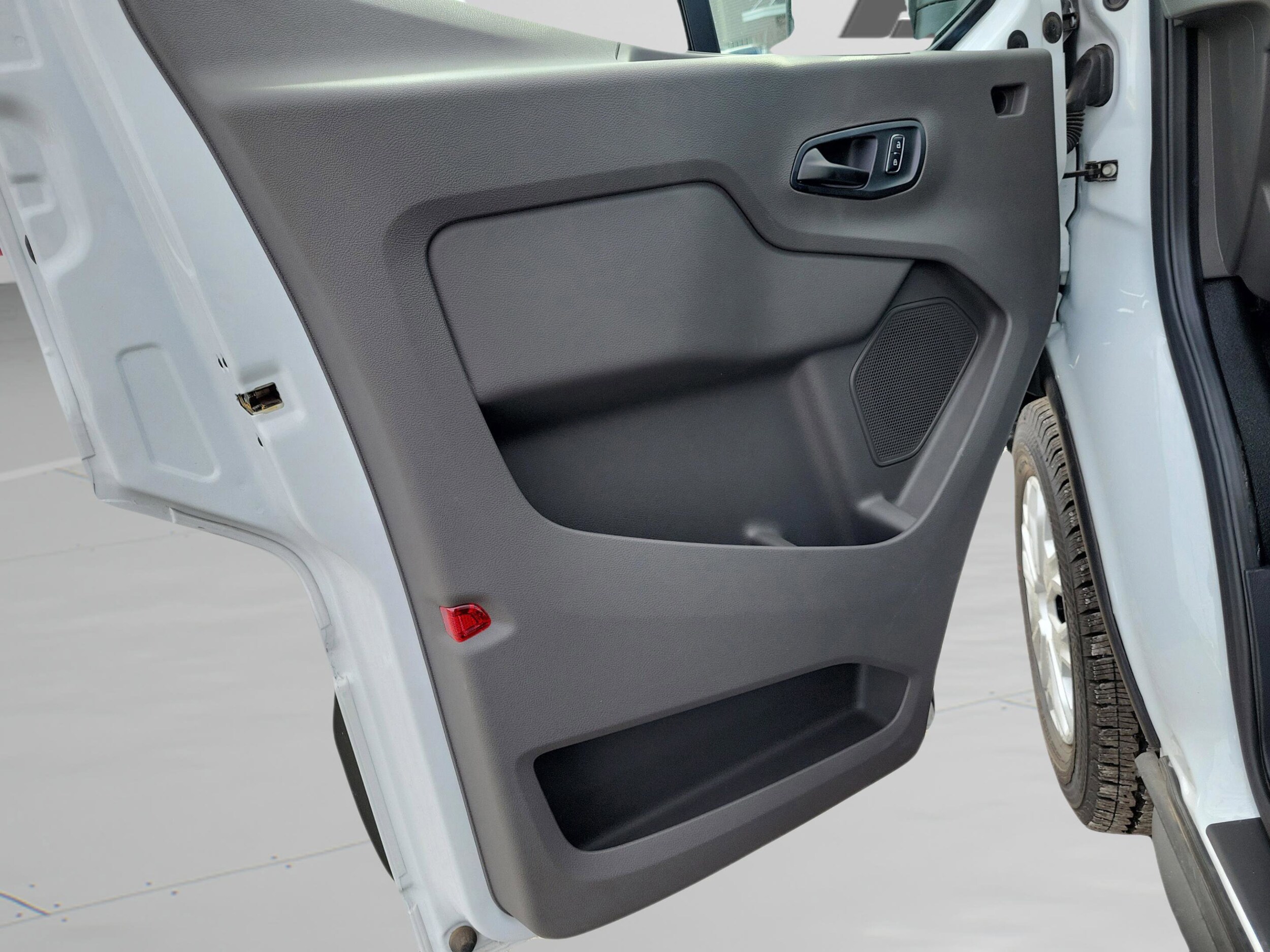 2024 Ford Transit Van Base - Photo 17