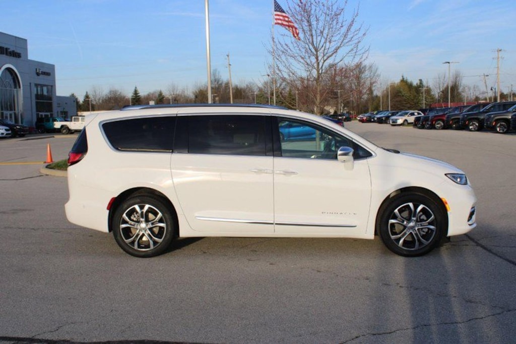 New 2024 Chrysler Pacifica Pinnacle For Sale Noblesville IN