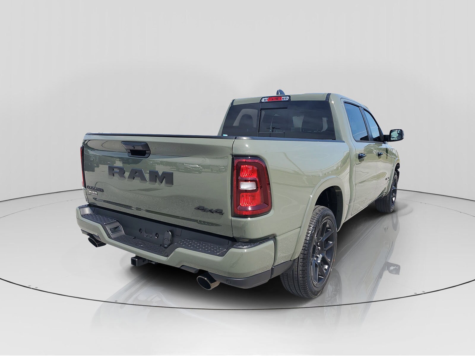 2026 Ram 1500 Laramie photo 2
