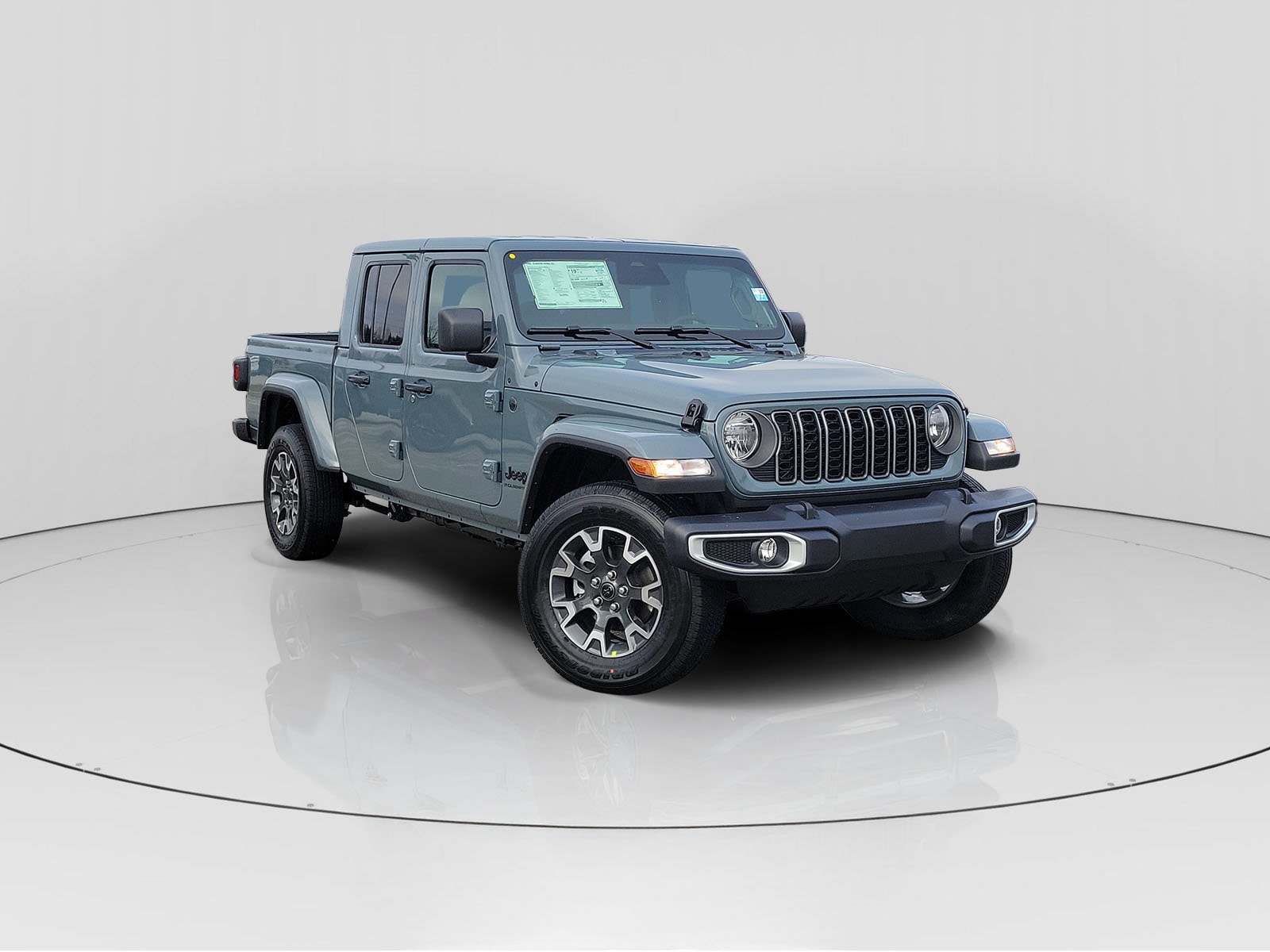 2026 Jeep Gladiator Sahara's photo