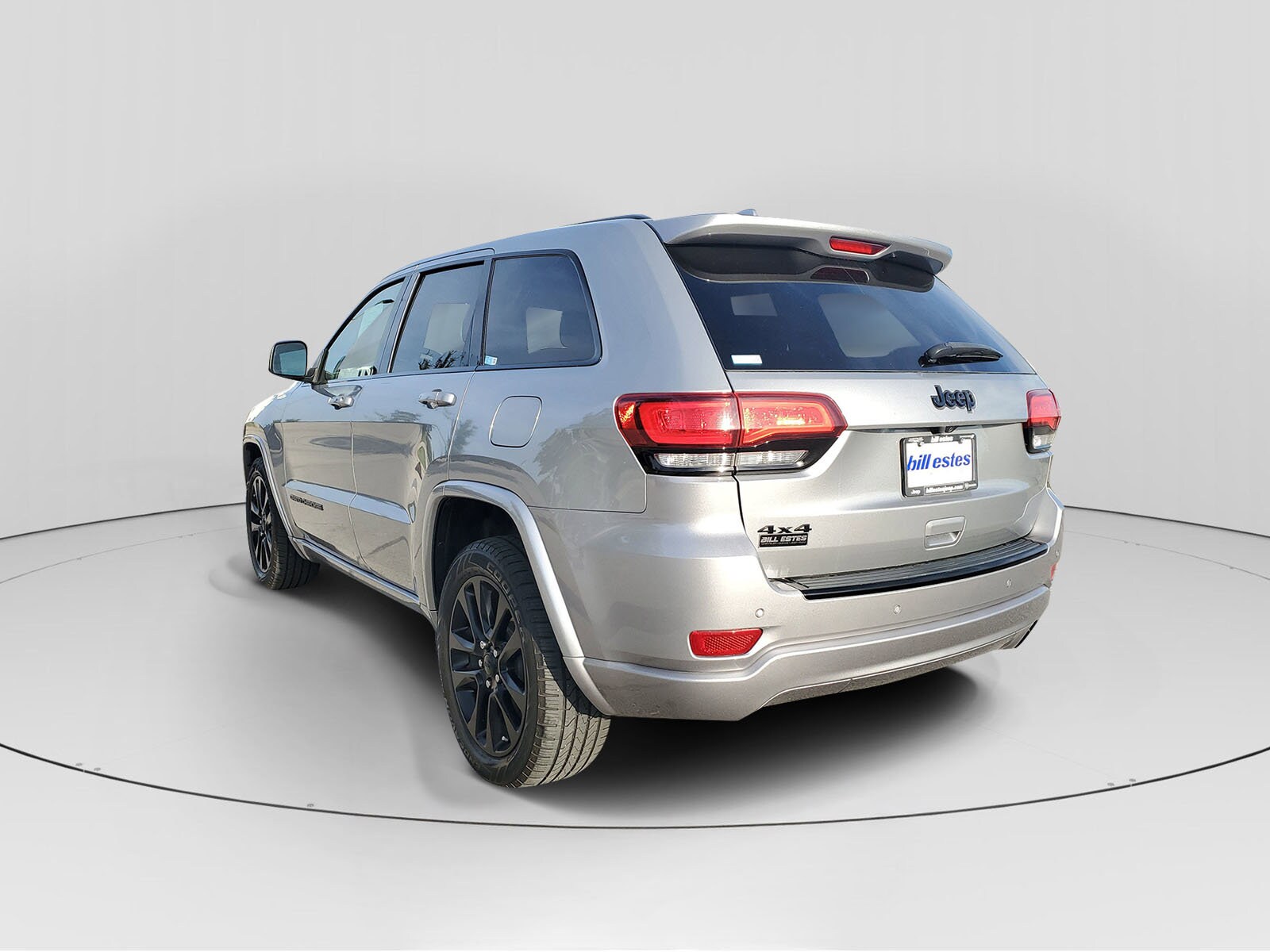 2017 Jeep Grand Cherokee Altitude photo 2