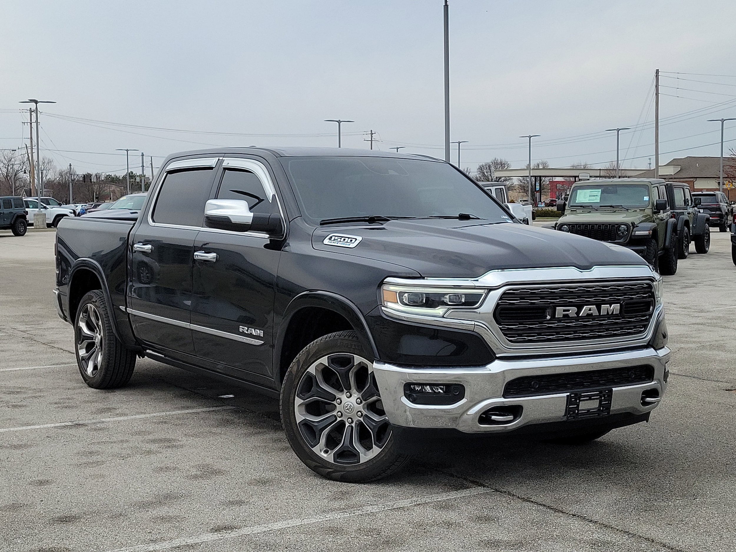 2023 RAM Ram 1500 Pickup Limited's photo