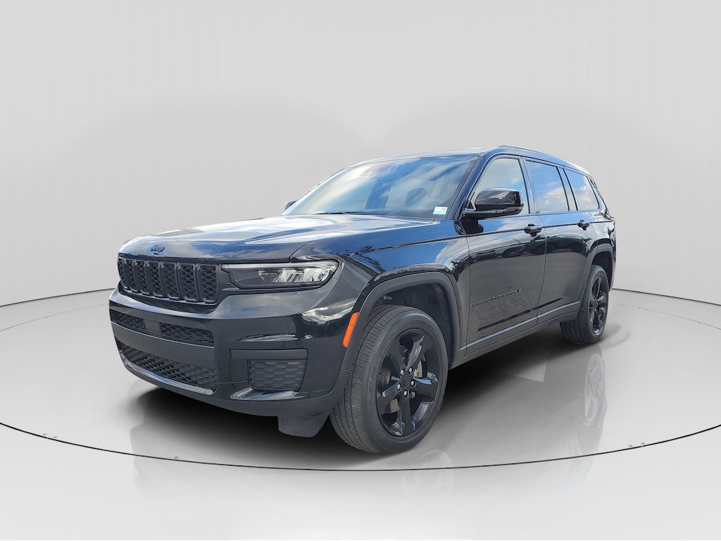 Used 2023 Jeep Grand Cherokee L Laredo SUV