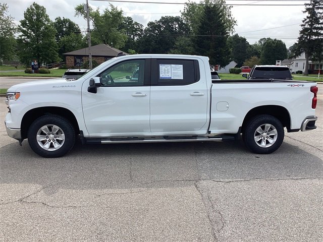 2024 Chevrolet Silverado 1500 LT photo 3