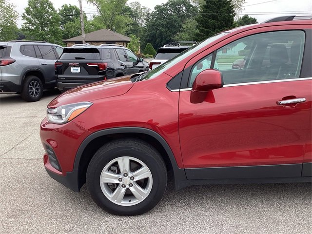 Used 2019 Chevrolet Trax LT with VIN 3GNCJPSB0KL378995 for sale in Indianapolis, IN
