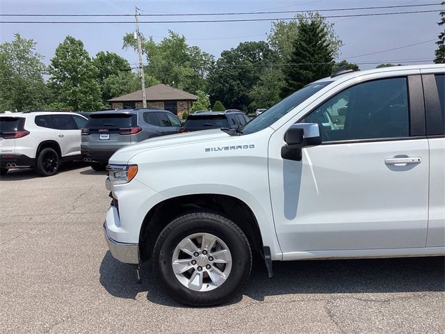 Used 2023 Chevrolet Silverado 1500 LT with VIN 1GCUDDED2PZ323108 for sale in Indianapolis, IN