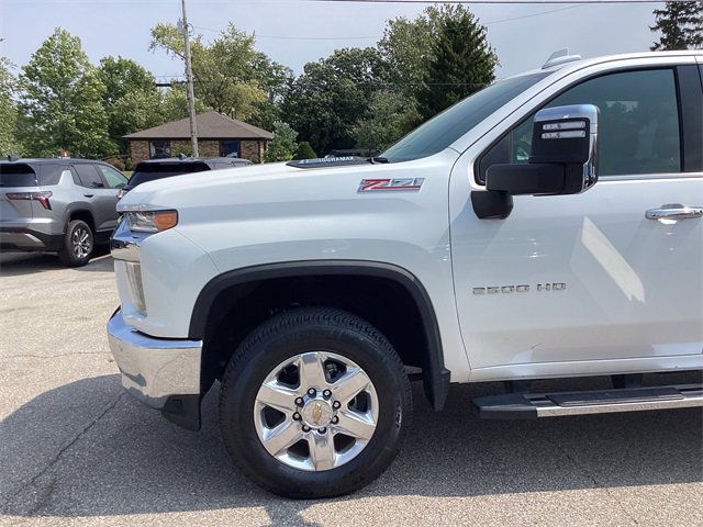 2022 Chevrolet Silverado 2500HD LTZ photo 2