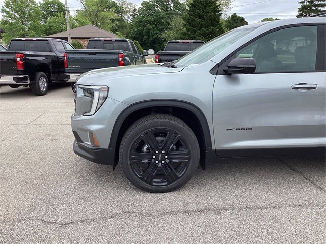 2025 Gmc Acadia Elevation photo 2