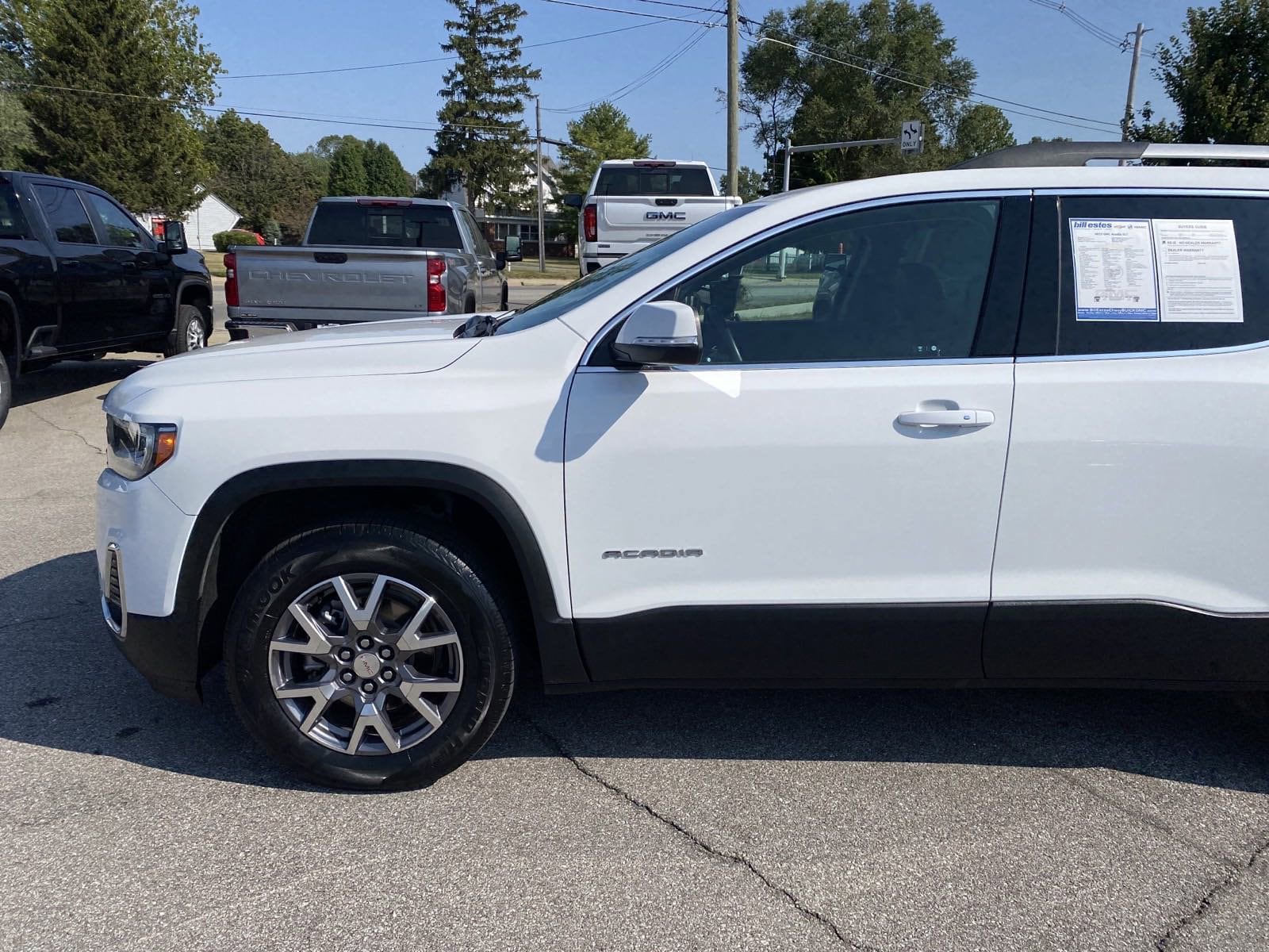 Used 2023 GMC Acadia SLT with VIN 1GKKNUL45PZ156108 for sale in Lebanon, IN